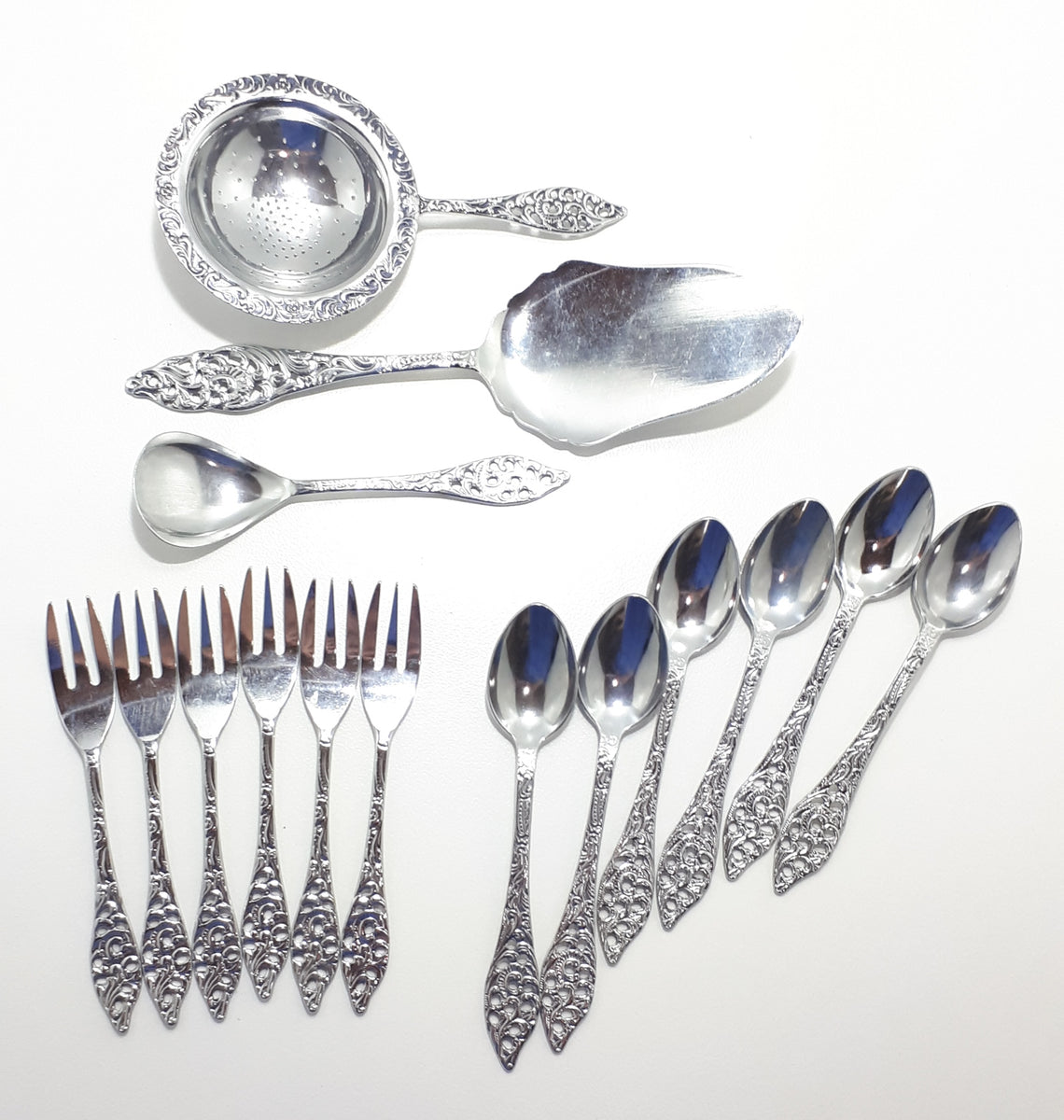 15 Piece Royal Dutch Silverworks' Elwezetta Range Cutlery Set