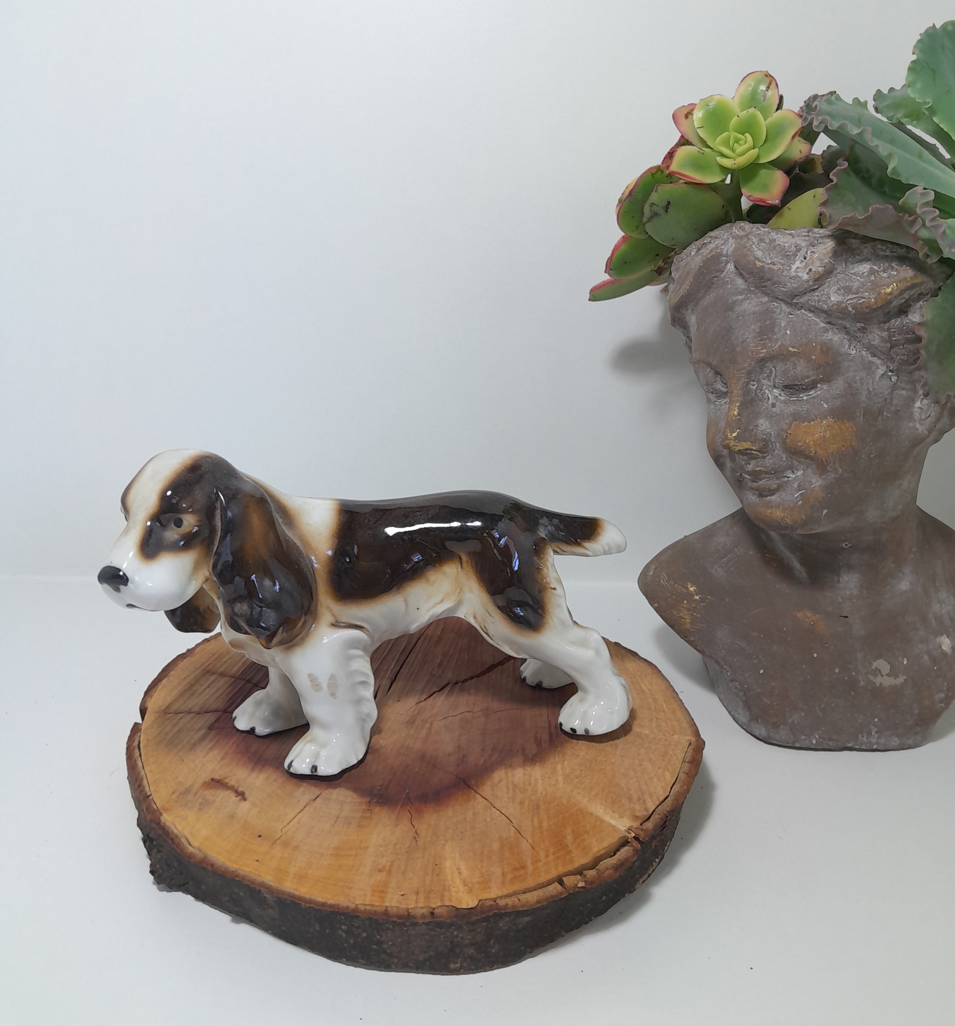 Vintage Porcelain Dog Figurine – Cocker / Springer Spaniel.