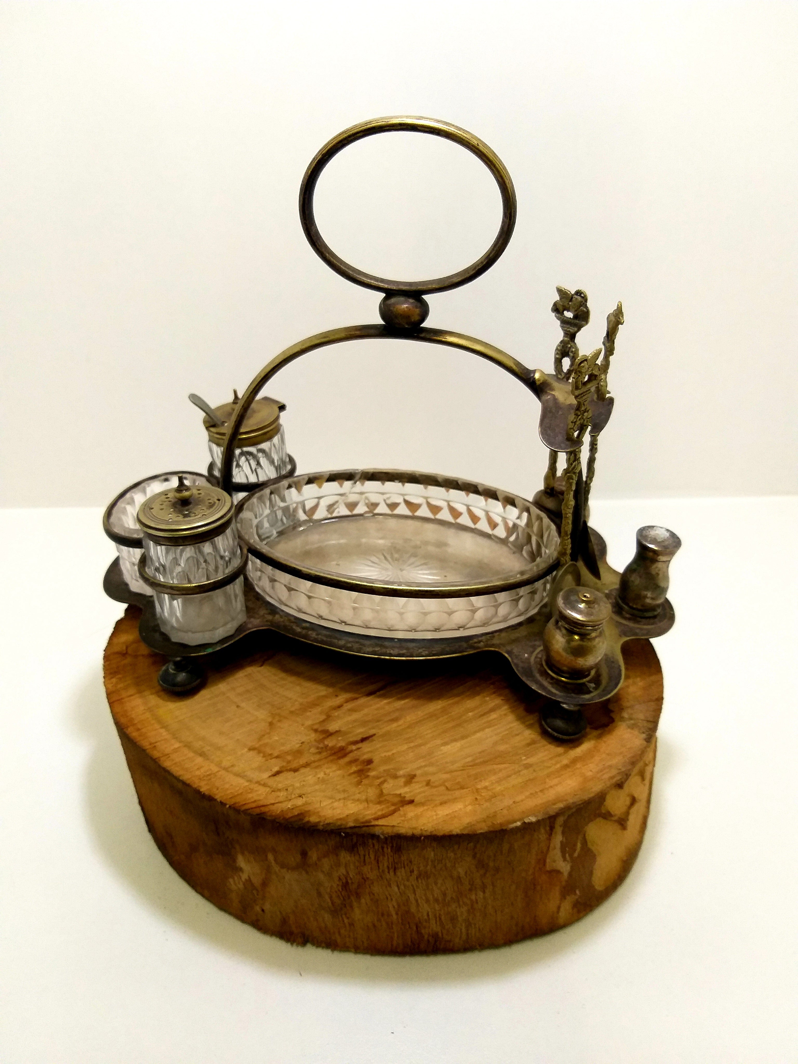 Antique Thomas White (c.1800’s) Silver Plated And Footed Cruet Stand