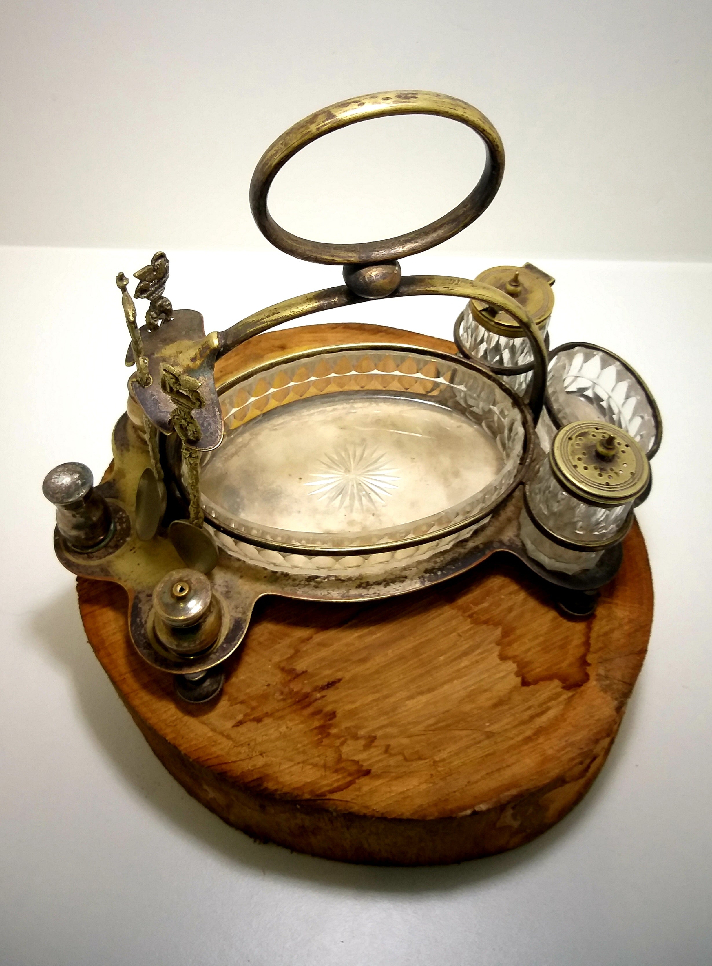 Antique Thomas White (c.1800’s) Silver Plated And Footed Cruet Stand