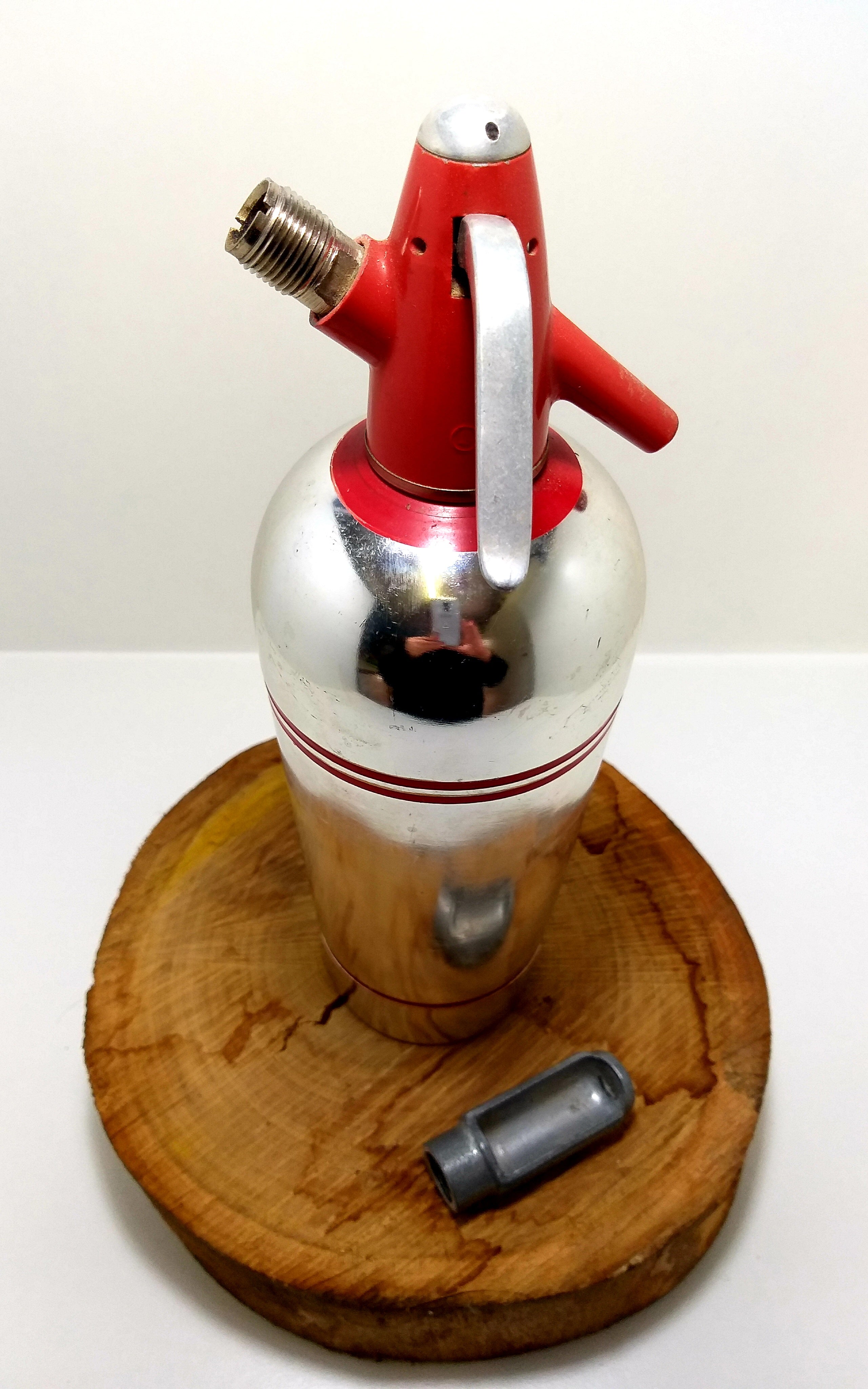 Collectable 1936-1950 Streamline Soda Siphon Chrome With Red Bands