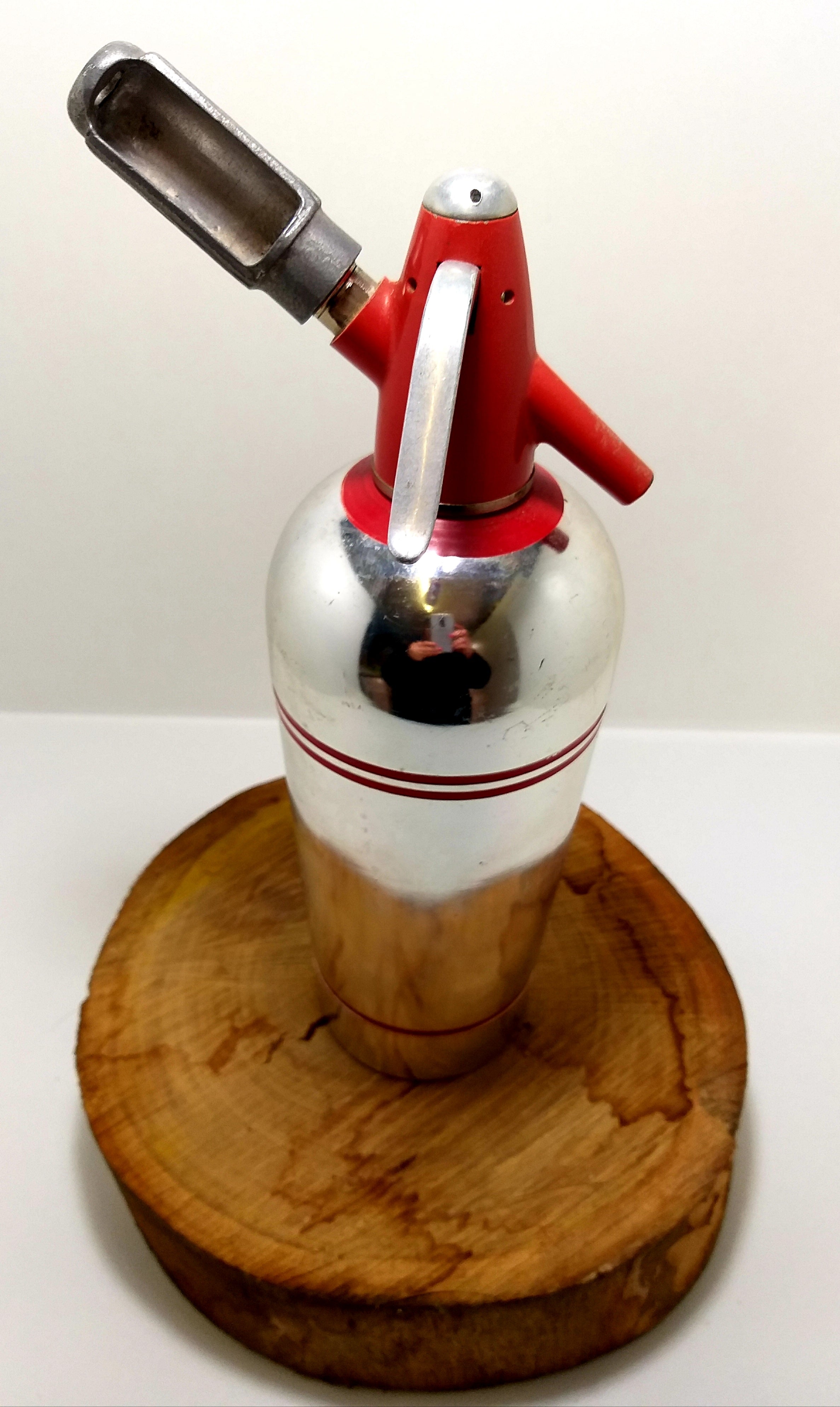 Collectable 1936-1950 Streamline Soda Siphon Chrome With Red Bands