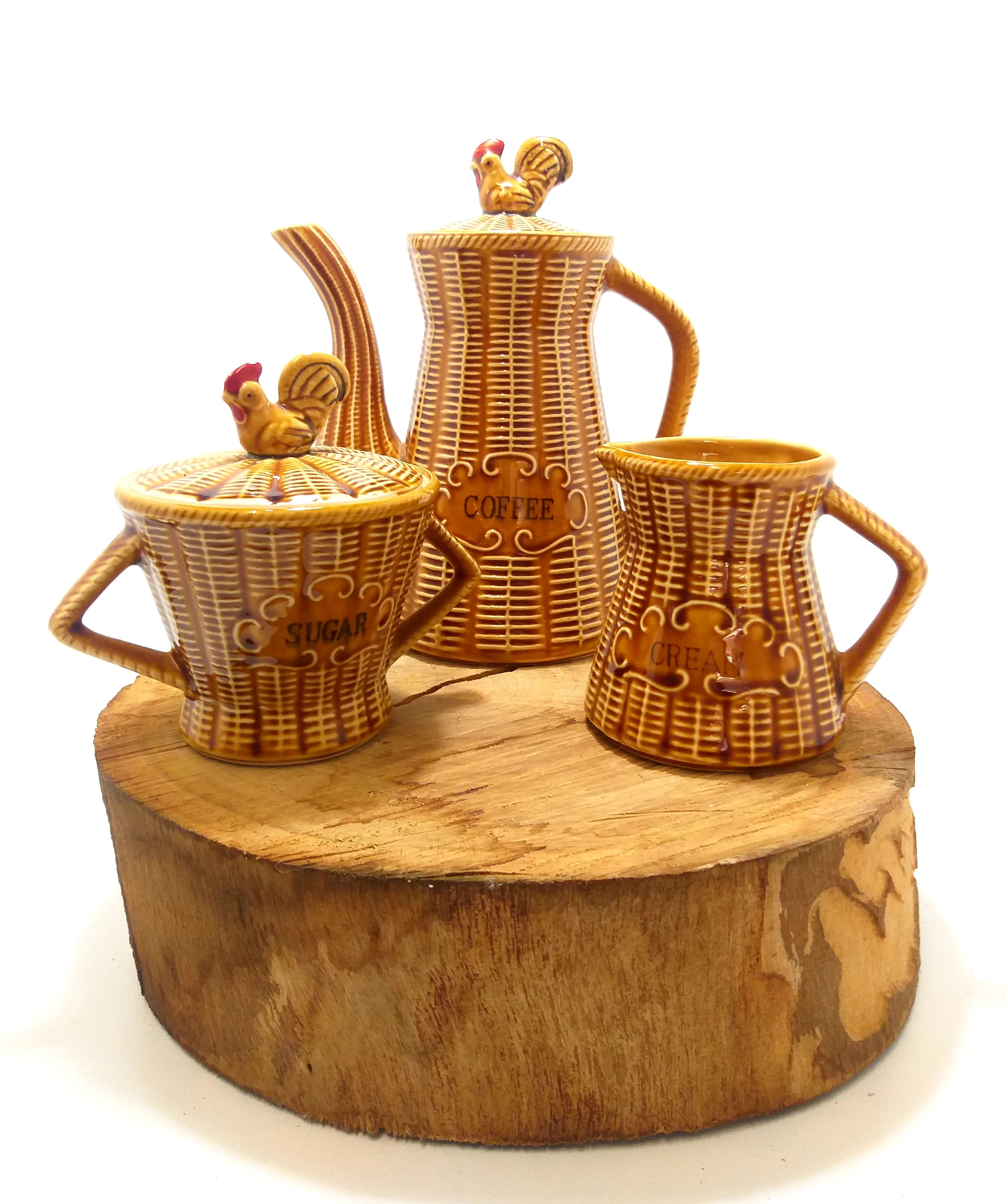 Beautiful Mid Century Basket Weave Ceramic Coffee Set With Rooster Detail – Coffee Pot, Creamer & Lidded Sugar Bowl