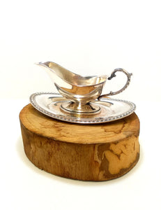 Pre 1950’s Vintage Silver Plated Gravy/Sauce Boat With Baroque Patterned Tray