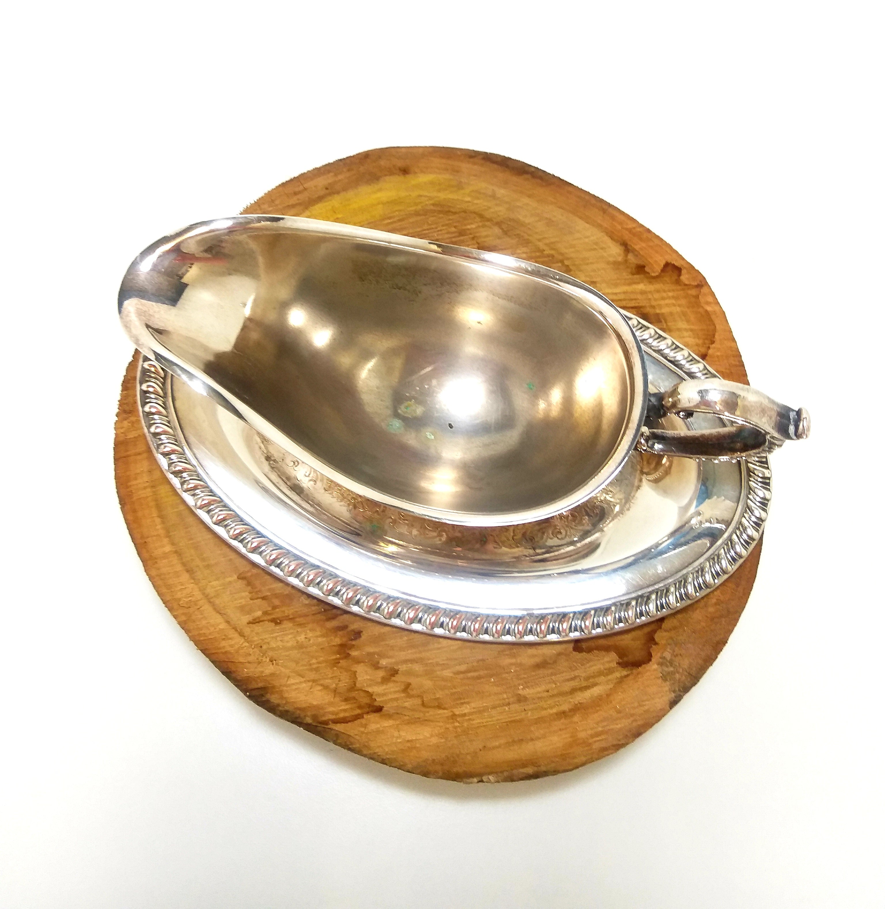 Pre 1950’s Vintage Silver Plated Gravy/Sauce Boat With Baroque Patterned Tray