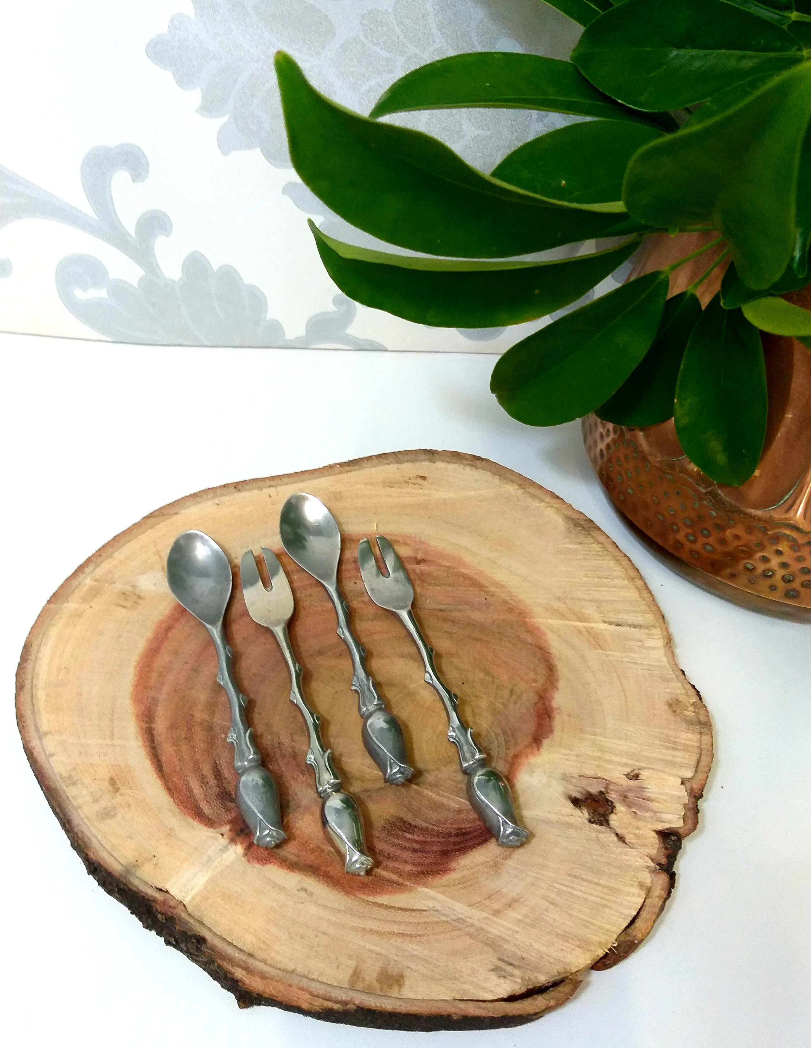 Beautiful Pewter Set Of 2 Teaspoons & 2 Cake Forks With Rosebud Handle