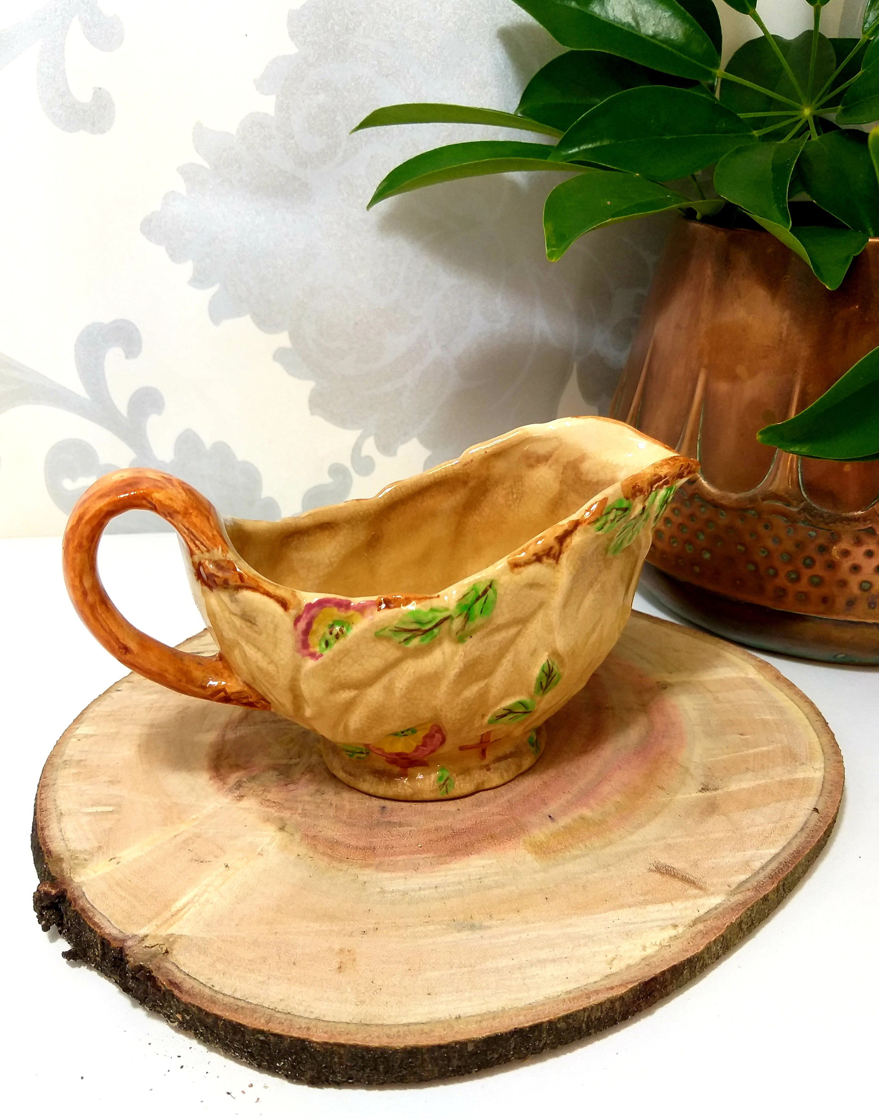 1950’s Vintage Brentleigh Ware Ceramic Gravy / Sauce Boat – Leaf Design
