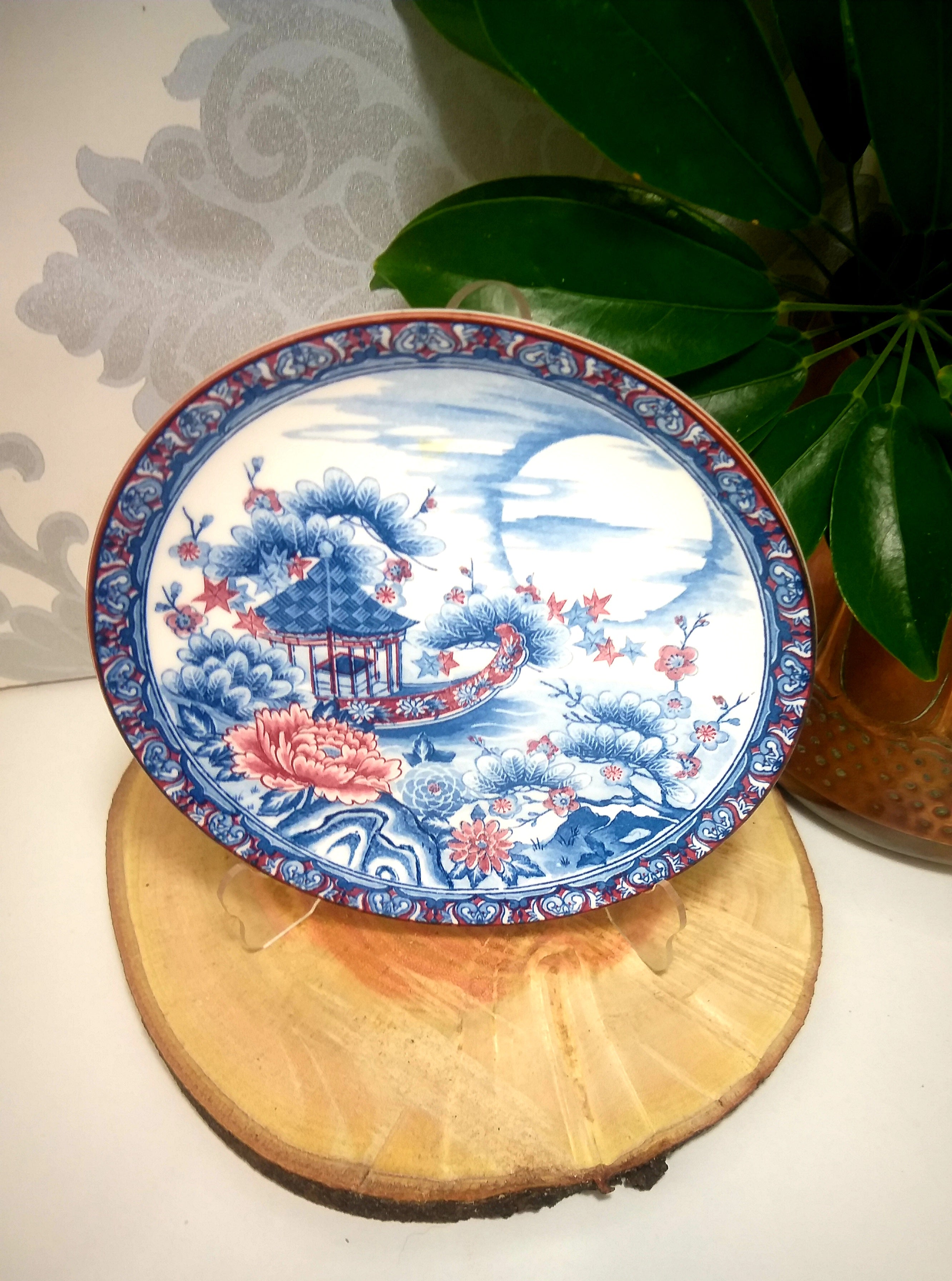 Collectable Vintage Japanese Imari Style Display Plate