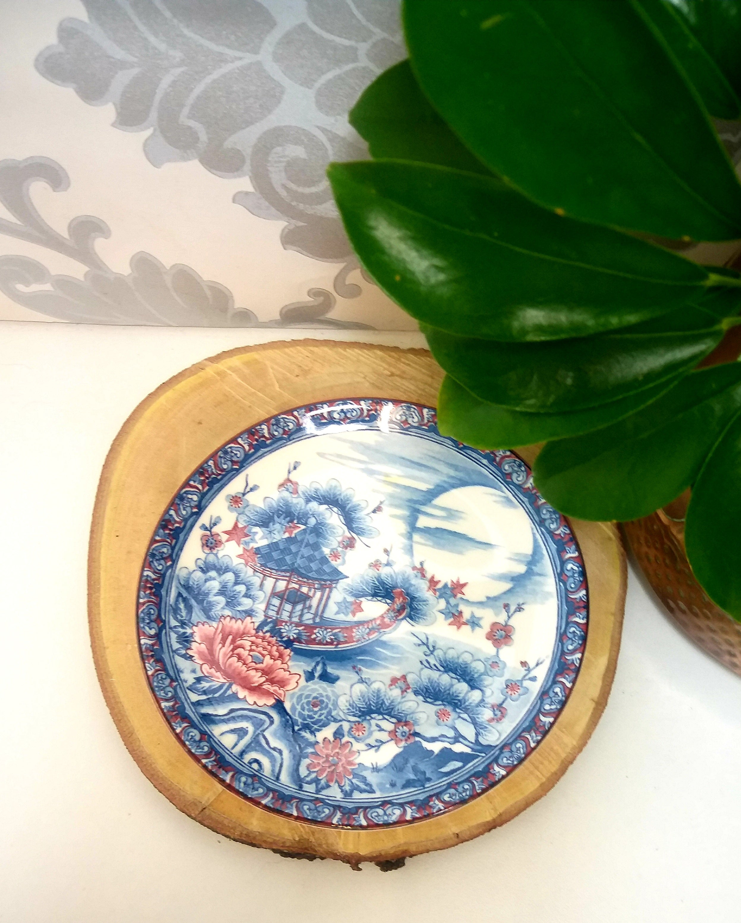 Collectable Vintage Japanese Imari Style Display Plate
