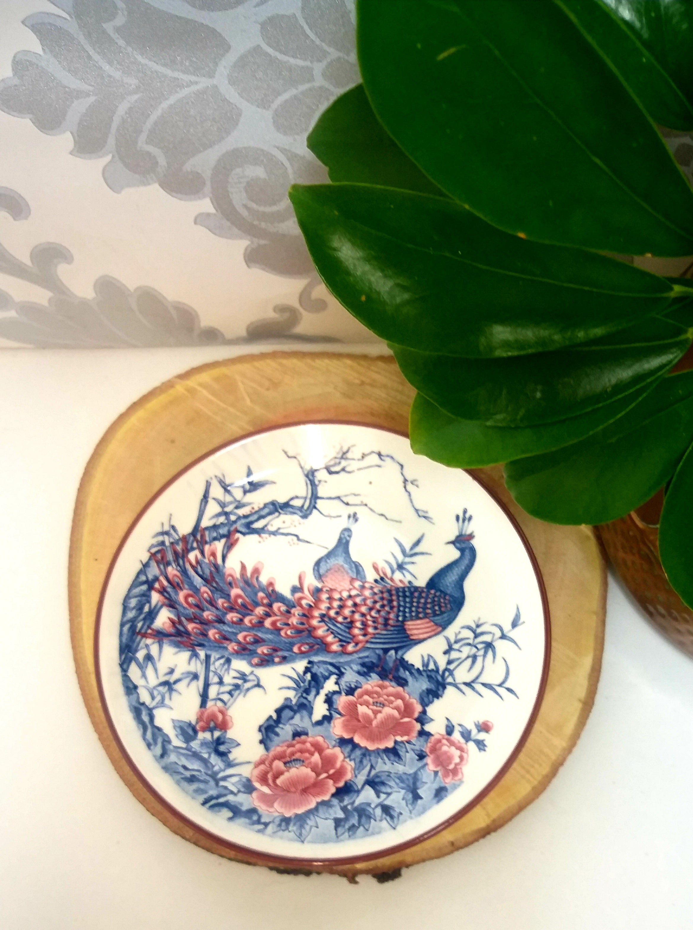 Collectable Vintage Japanese Imari Style Display Plate - Peacocks