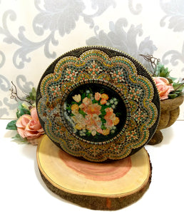 Gorgeous Collectable Antique Huntley & Palmer Biscuit Tin