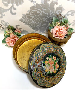Gorgeous Collectable Antique Huntley & Palmer Biscuit Tin