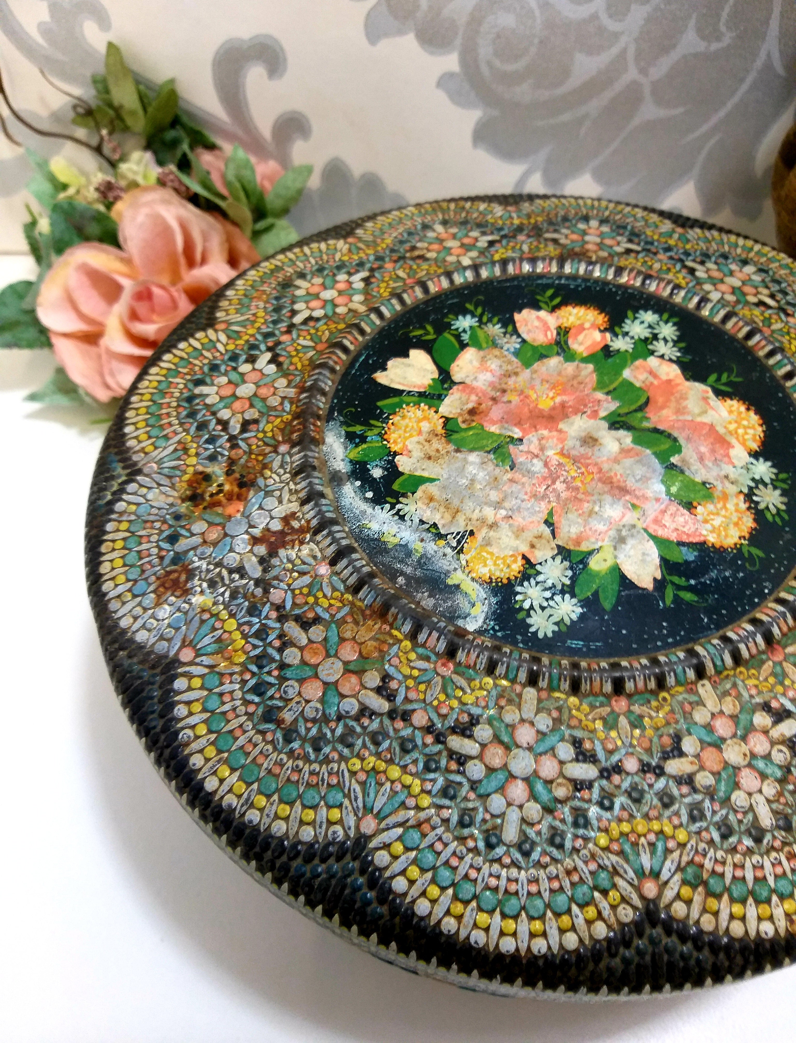 Gorgeous Collectable Antique Huntley & Palmer Biscuit Tin