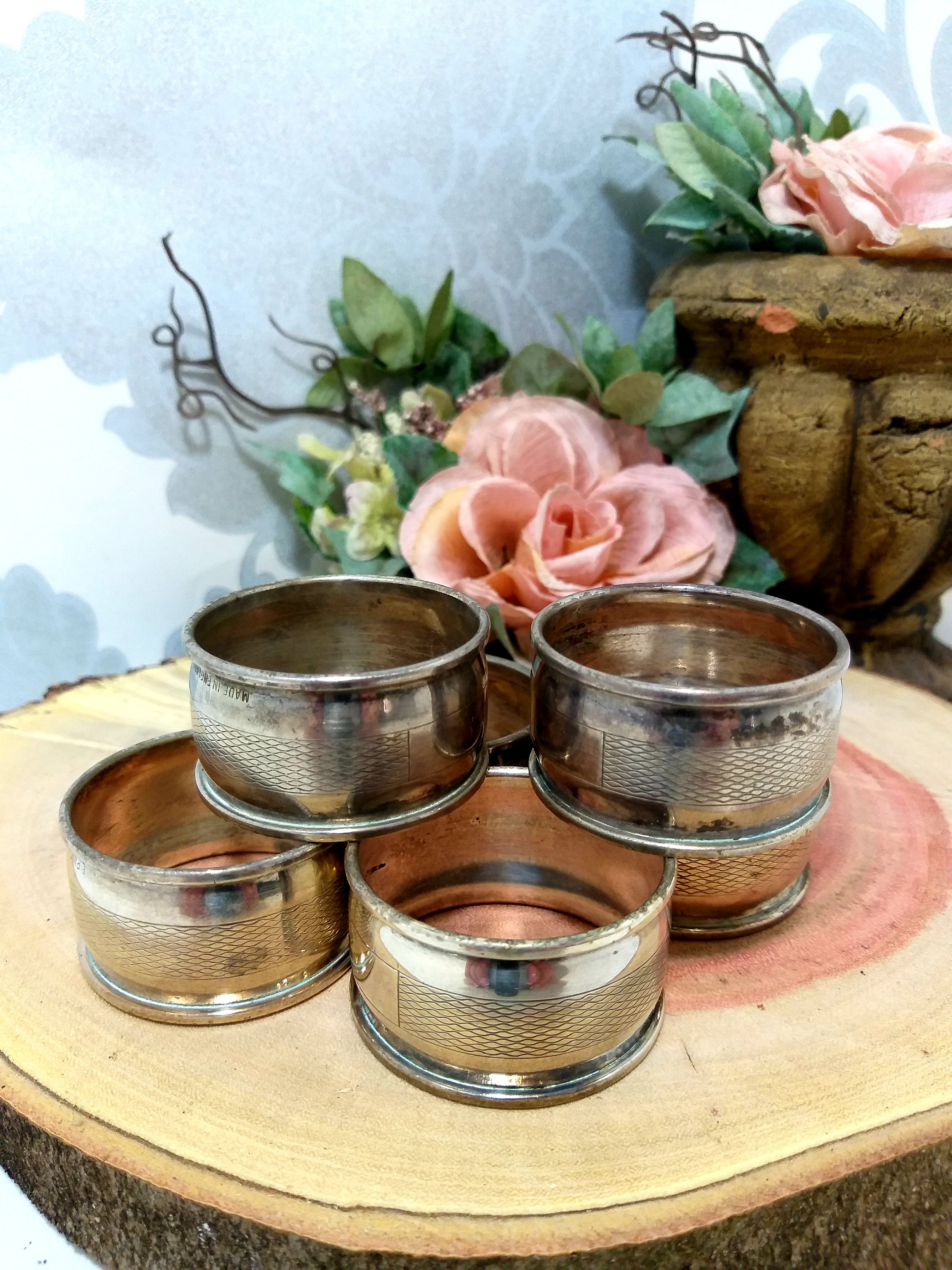 Set Of 6 Silver Plated Napkin Rings – Diamond Mesh Patterning