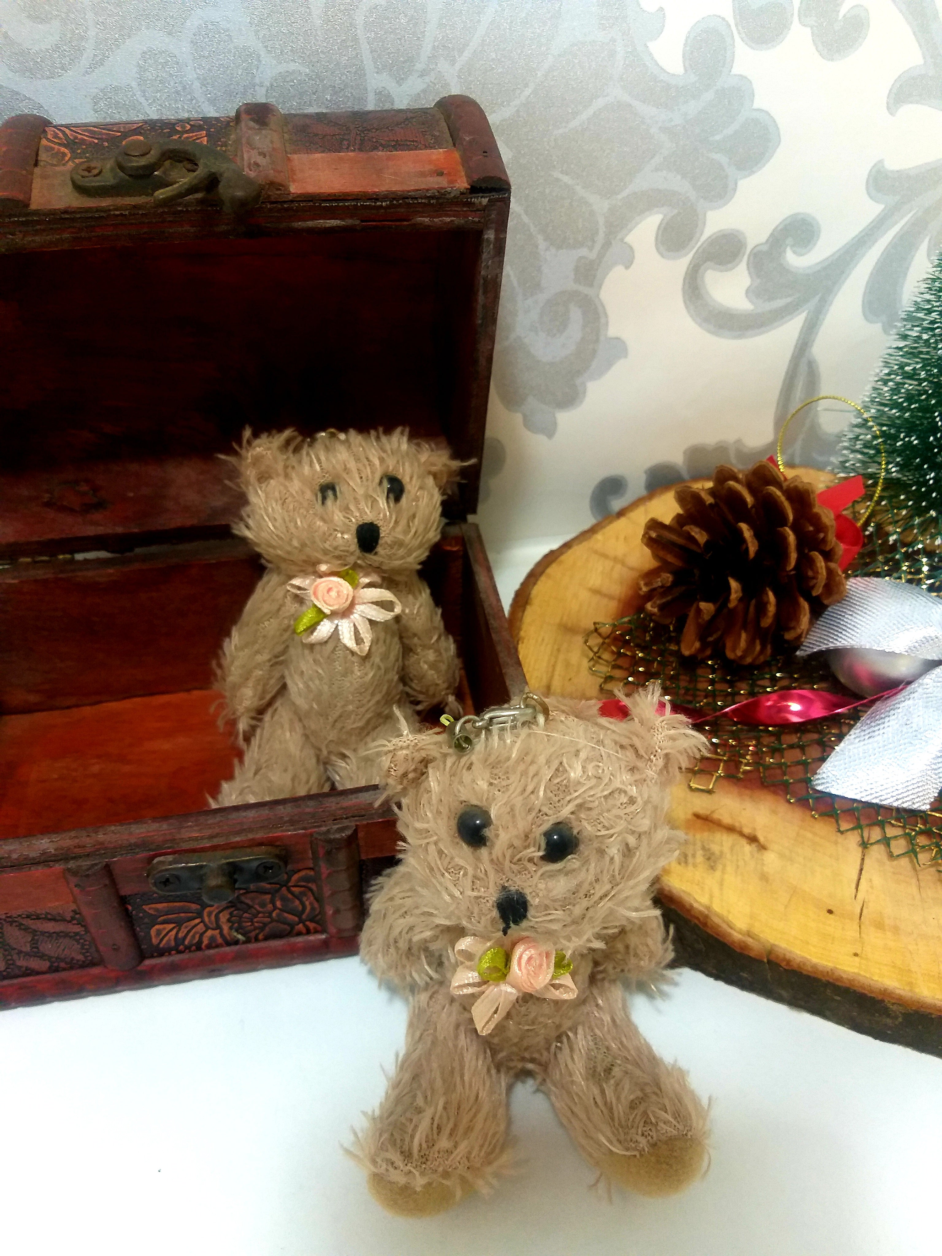 2 Small Vintage Teddy Bears In A Clad Wooden Chest