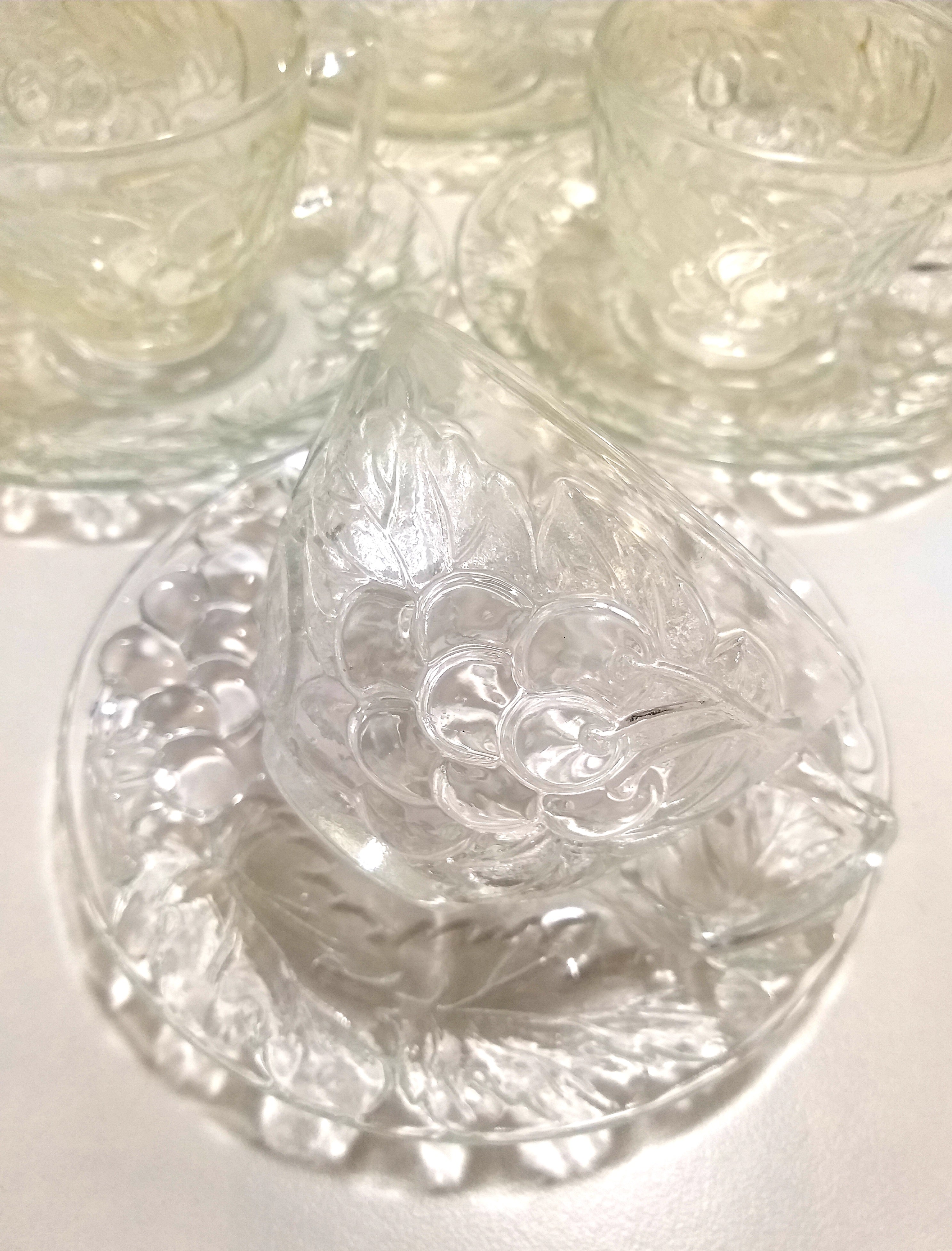 Indonesian Set Of 6 Clear Glass Duos (Cups And Saucers) With Grape And Grape Leaf Design