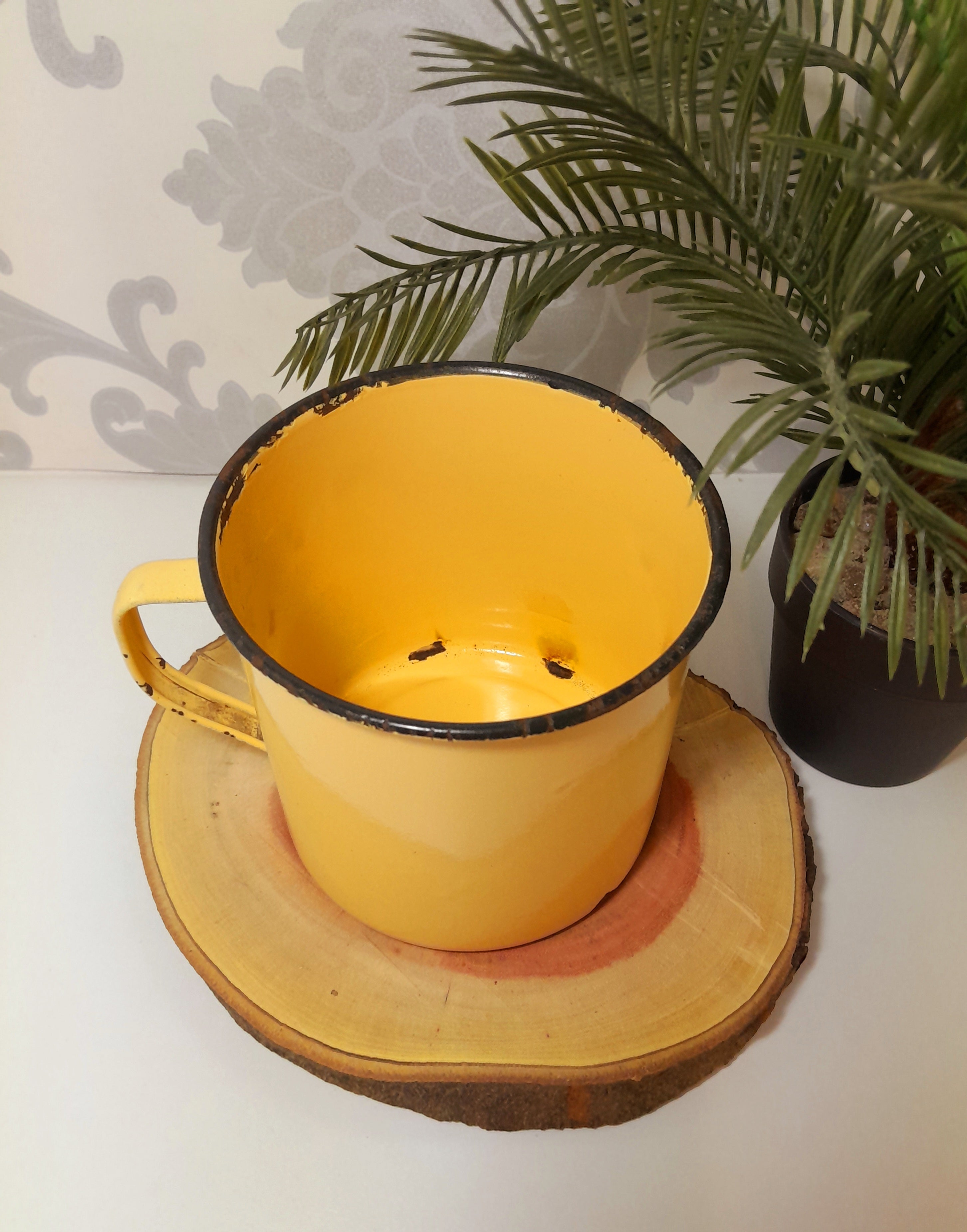 Large Vintage Enamel Mug