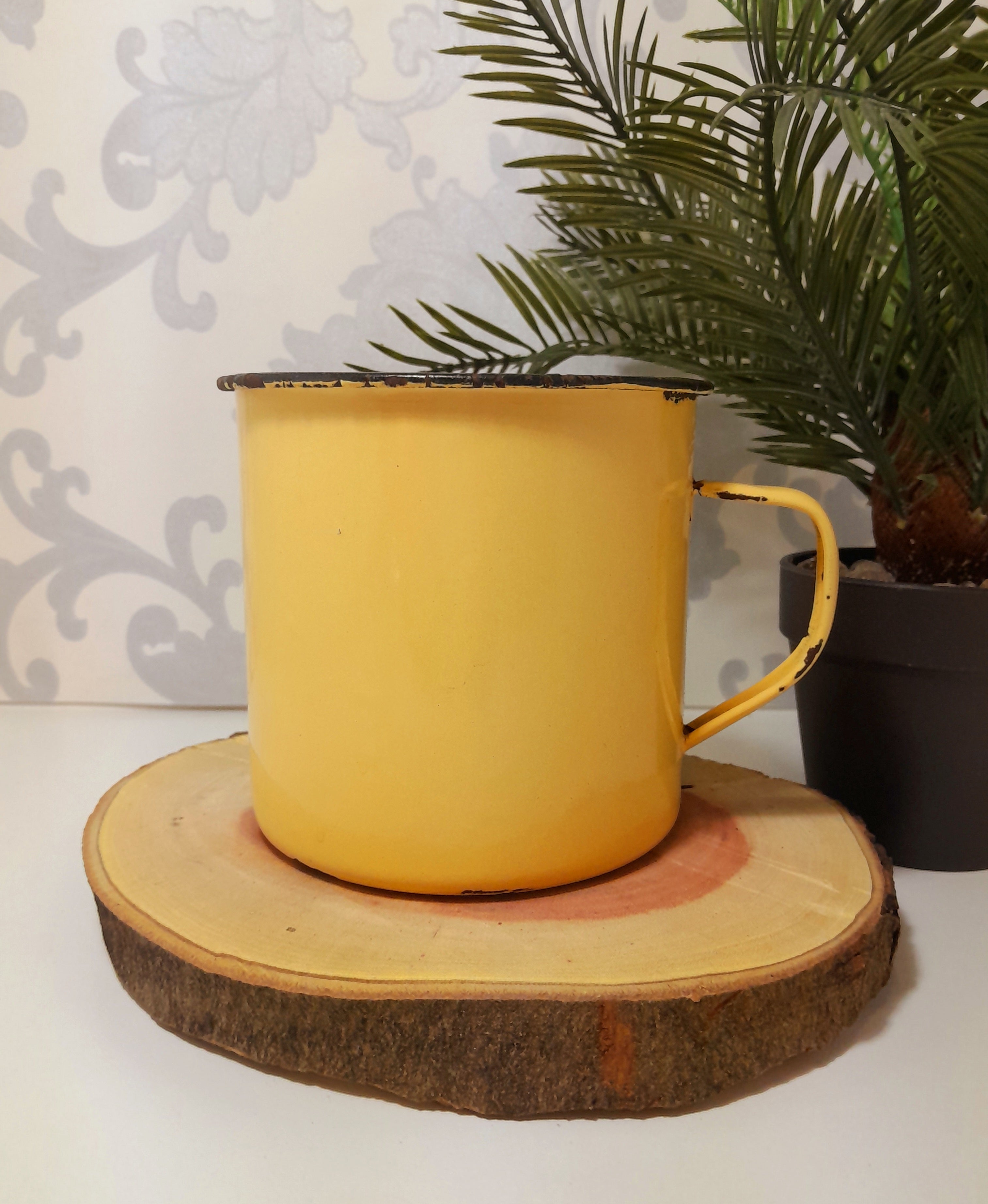 Large Vintage Enamel Mug