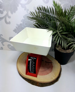 Small Red Vintage/Retro Weigh-Less Diet Scale With Removable Dish