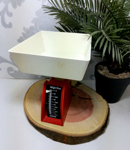 Small Red Vintage/Retro Weigh-Less Diet Scale With Removable Dish
