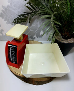 Small Red Vintage/Retro Weigh-Less Diet Scale With Removable Dish
