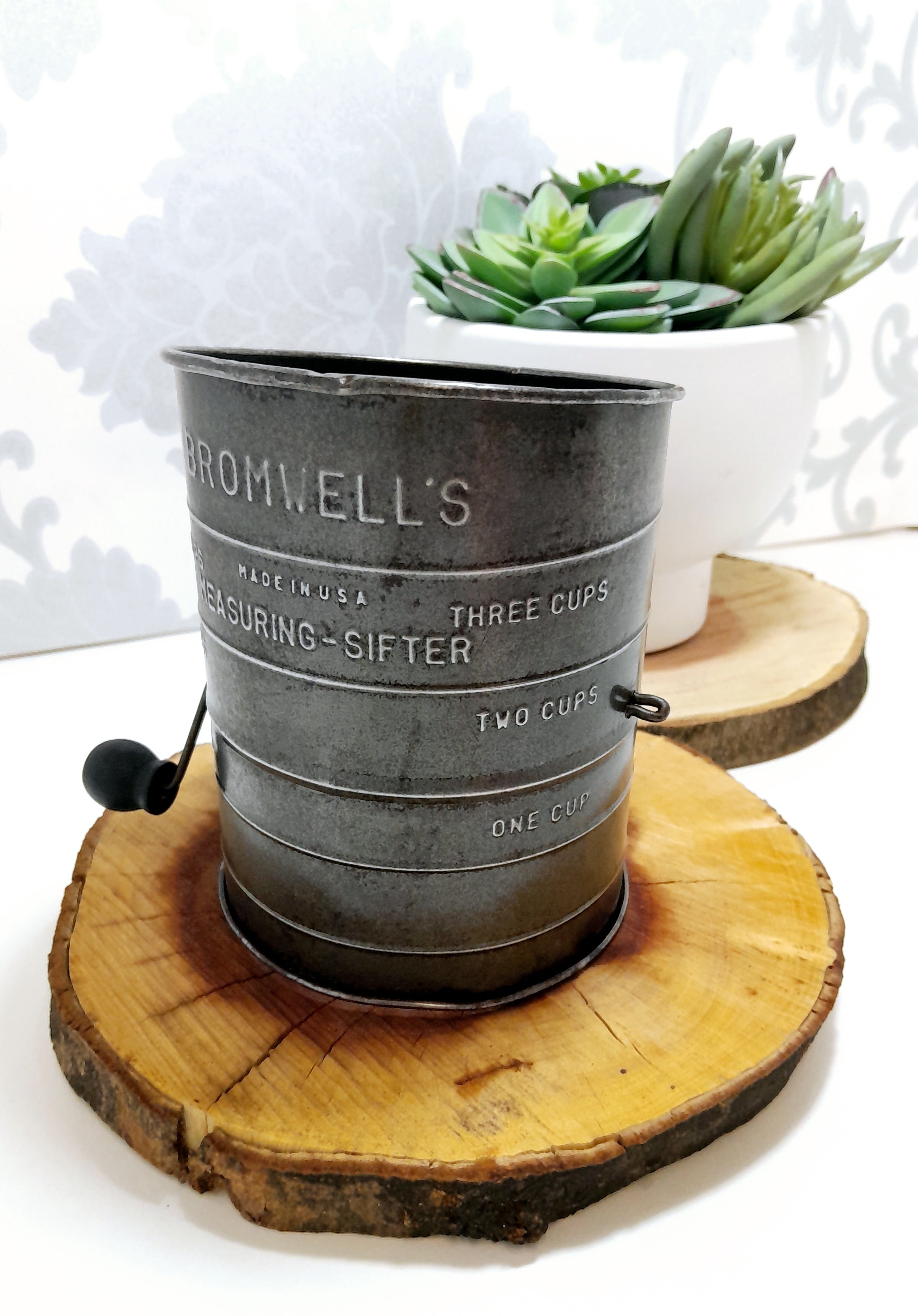 Vintage Iconic Kitchen Classic Bromwell’s Three-Cup Flour Sifter