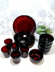15 Piece Ruby Red Vintage Glass Breakfast Set – Plates, Bowls & Tumblers