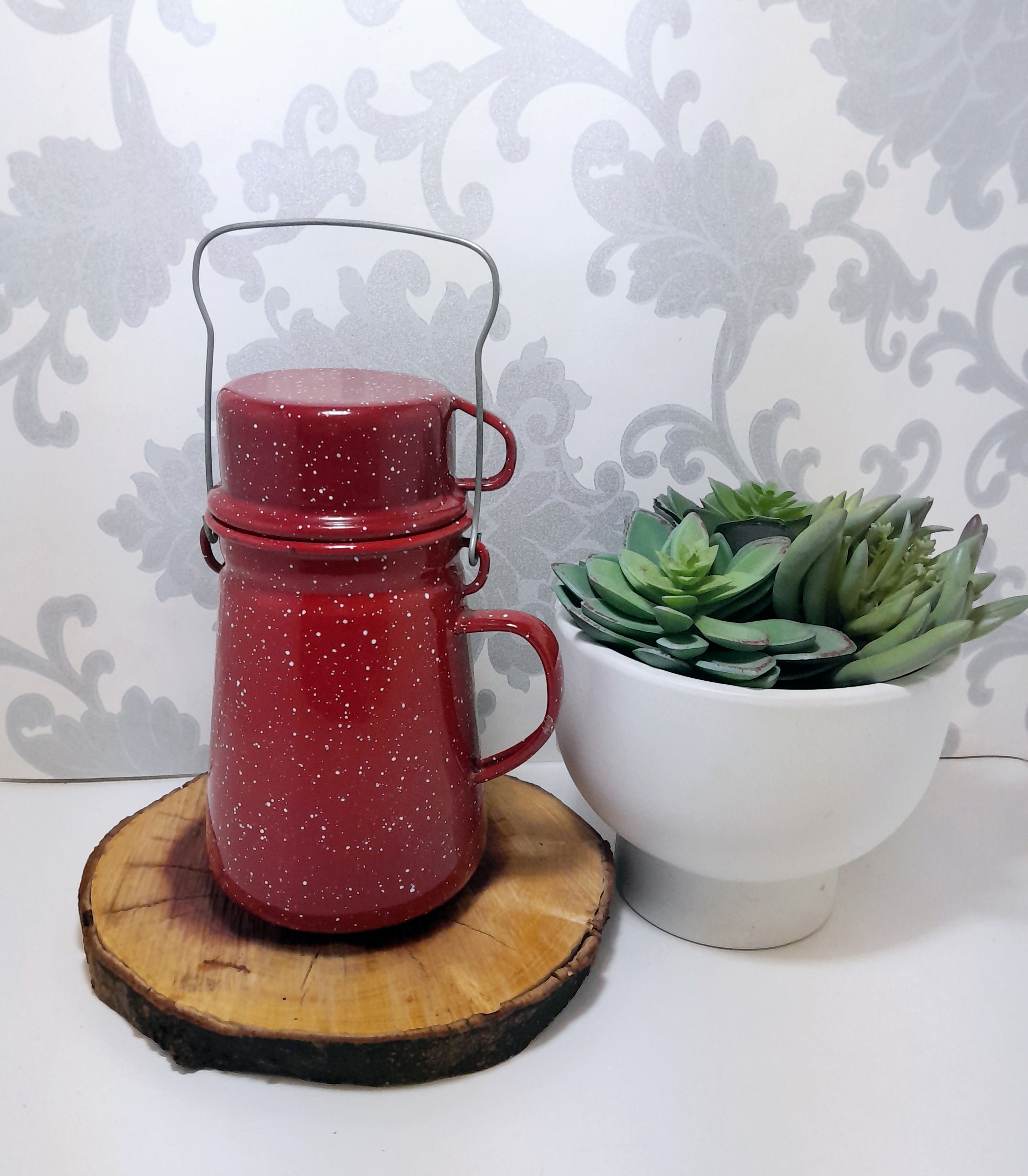 Beautiful Speckled Red Vintage Enamel Billy Can – Flask & Cup With Handles