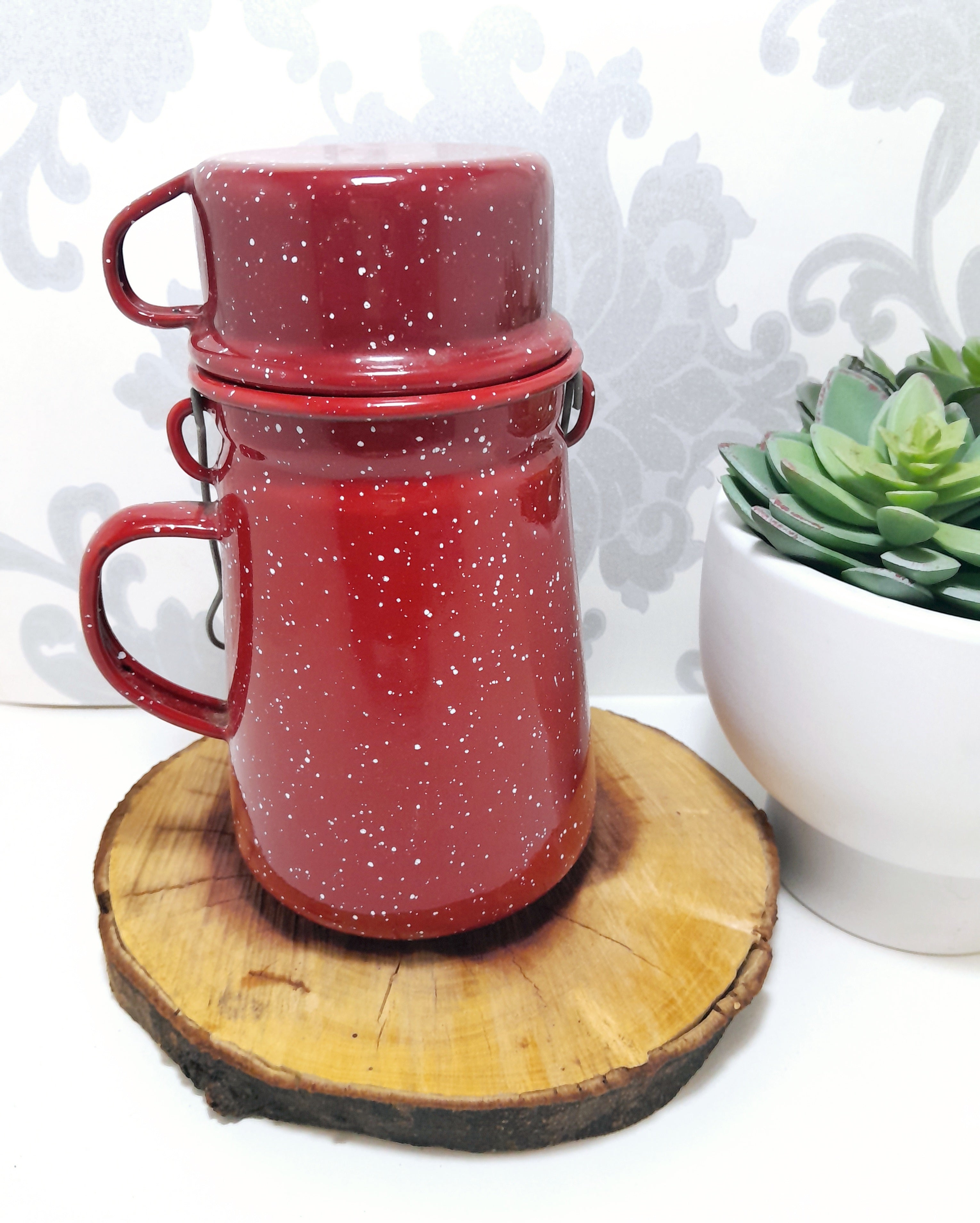 Beautiful Speckled Red Vintage Enamel Billy Can – Flask & Cup With Handles