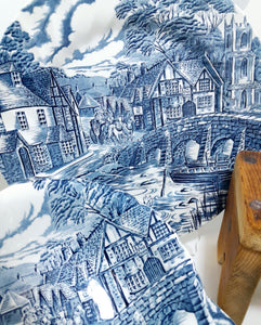 20 Piece Blue & White Alfred Meakin “The Post House” Dinner Set For Four