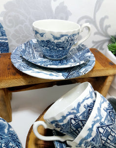 20 Piece Blue & White Alfred Meakin “The Post House” Dinner Set For Four