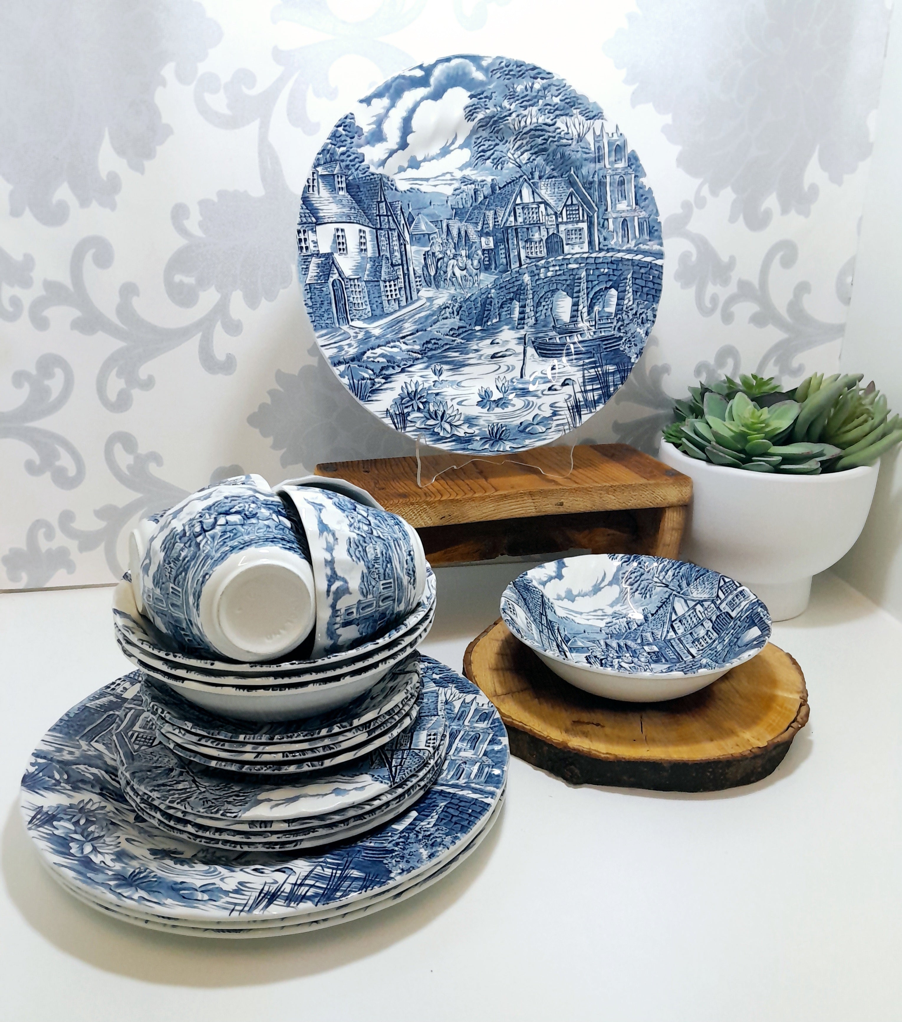 20 Piece Blue & White Alfred Meakin “The Post House” Dinner Set For Four
