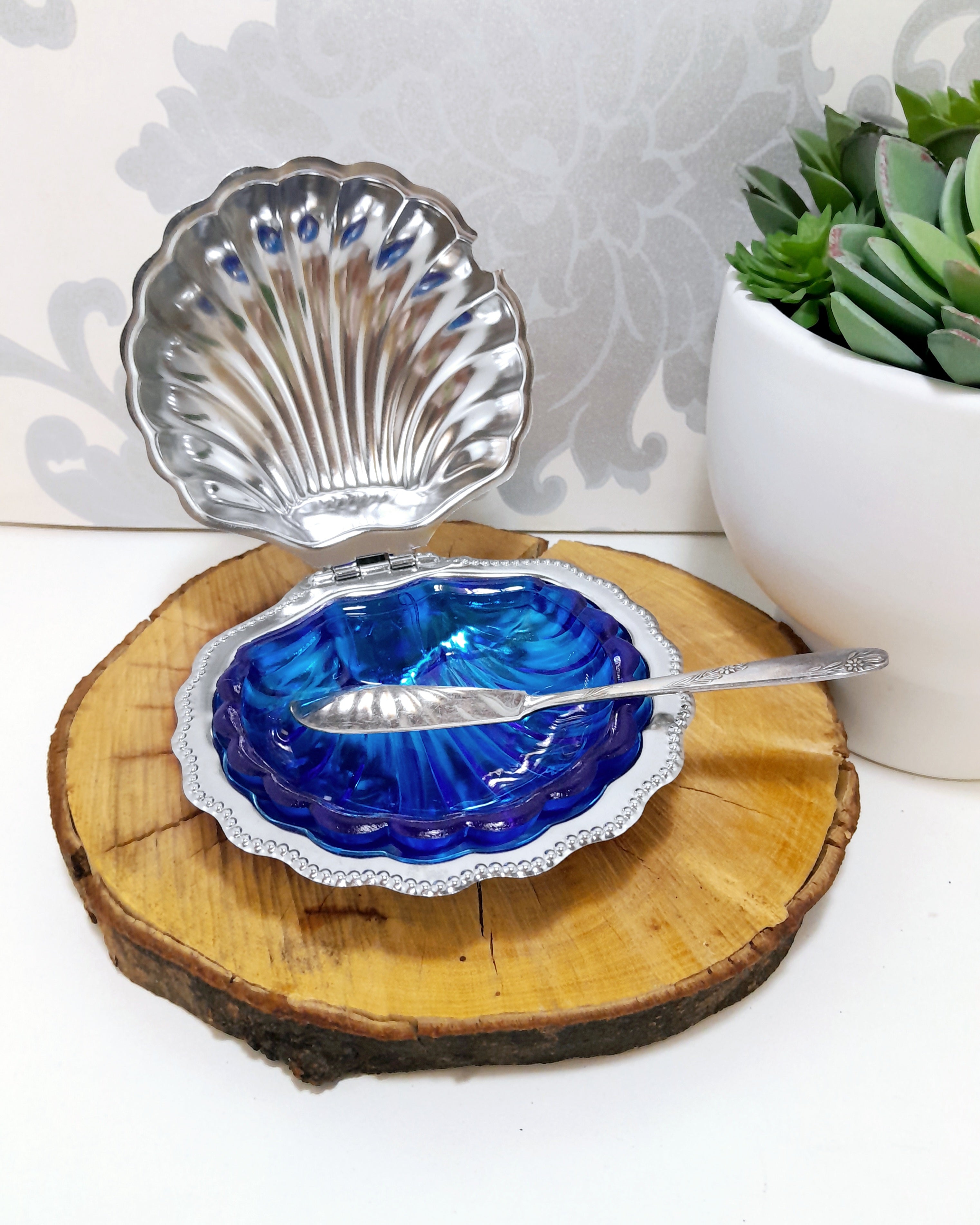 Silver Metal Shell Butter Dish With Blue Glass Liner & Angora EPNS Butter Knife