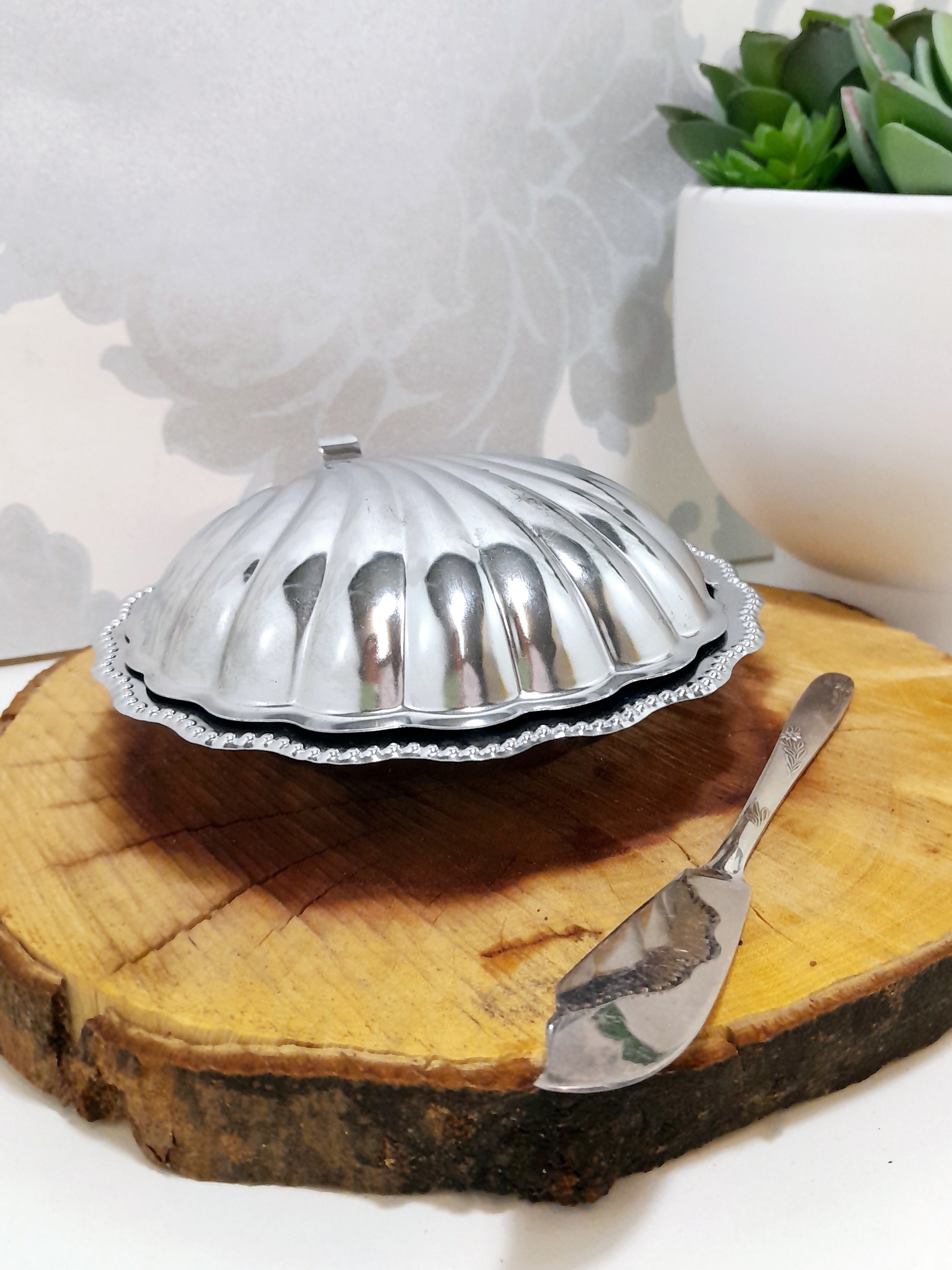 Silver Metal Shell Butter Dish With Blue Glass Liner & Angora EPNS Butter Knife