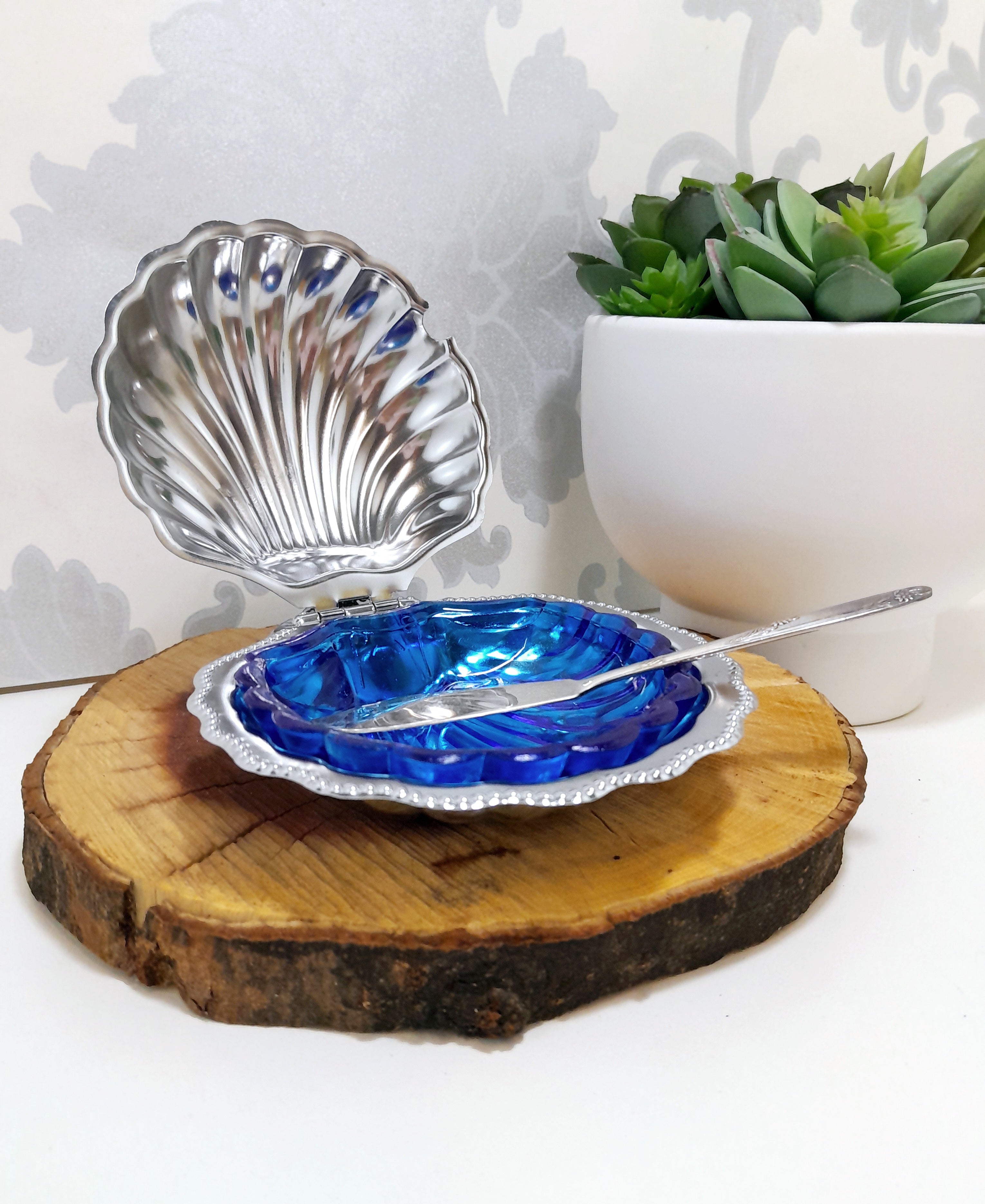 Silver Metal Shell Butter Dish With Blue Glass Liner & Angora EPNS Butter Knife