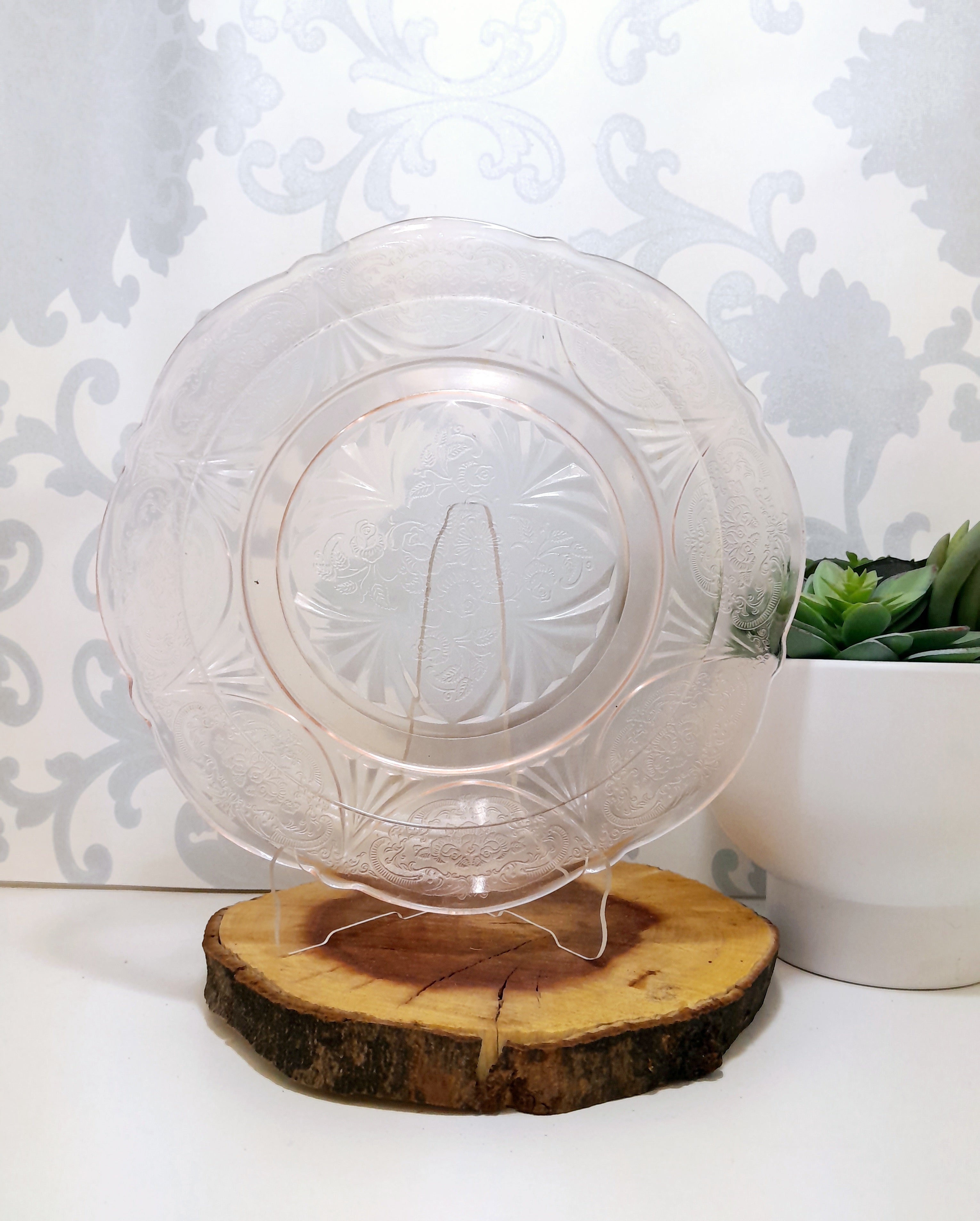 Gorgeous Salmon Pink Glass Cake/Biscuit Plate