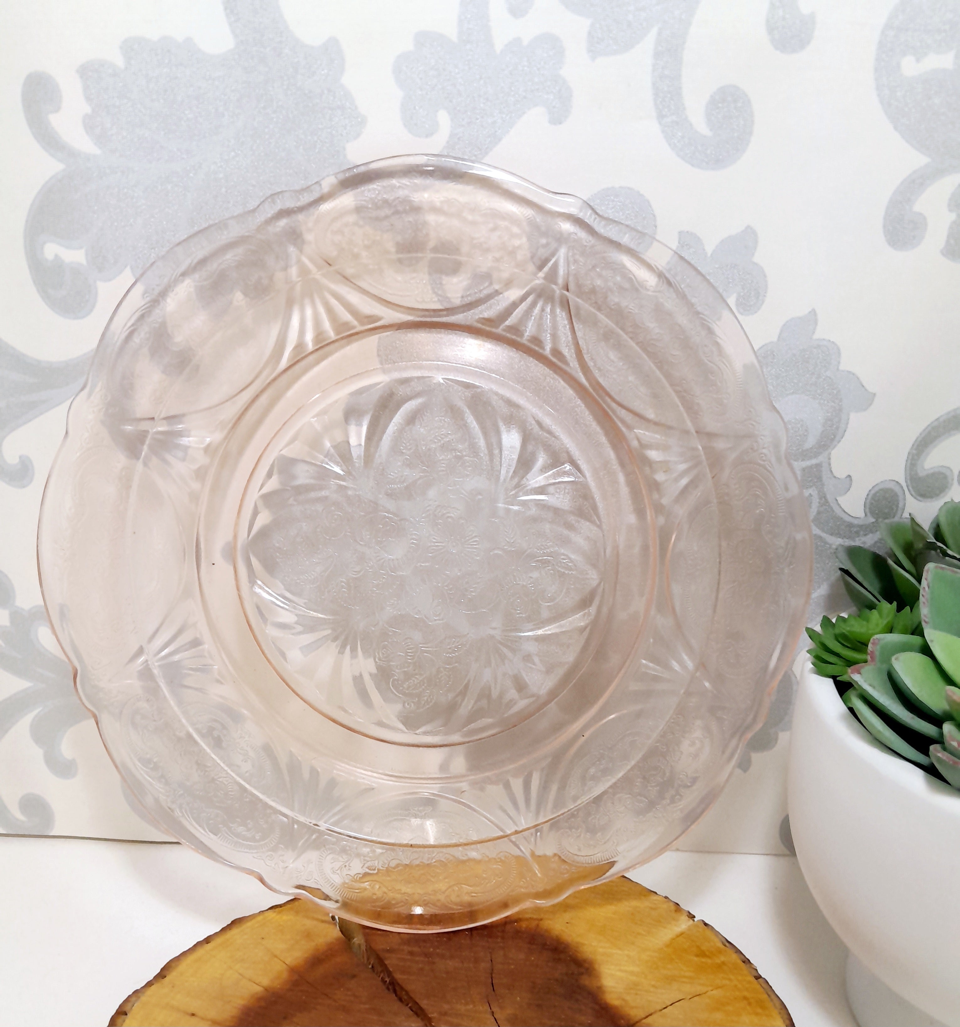 Gorgeous Salmon Pink Glass Cake/Biscuit Plate