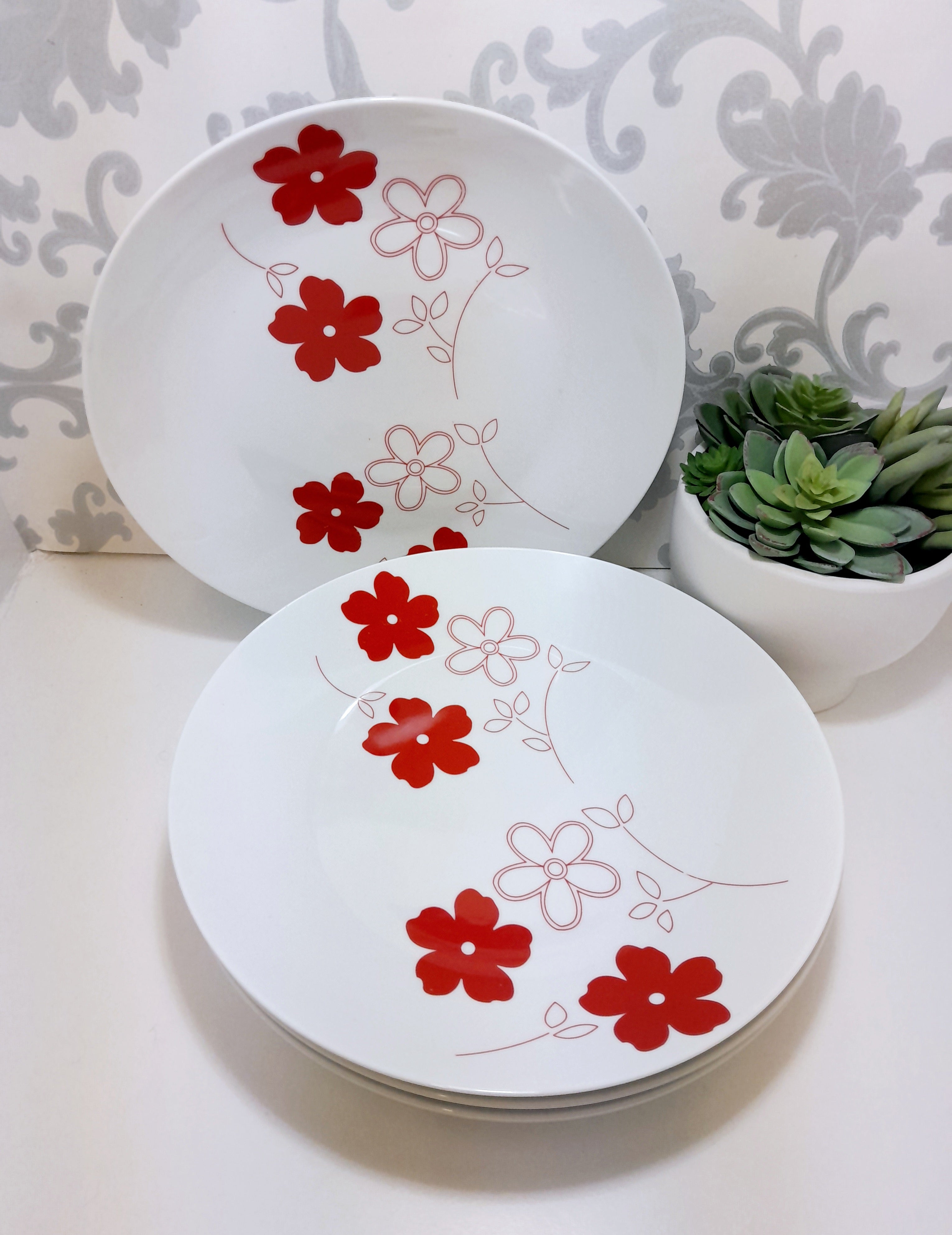 Contemporary Set Of 4 Extra Large Porcelain Dinner Plates – Red & White