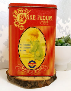 Beautiful & Collectable Vintage Snowflake Cake Flour Tin