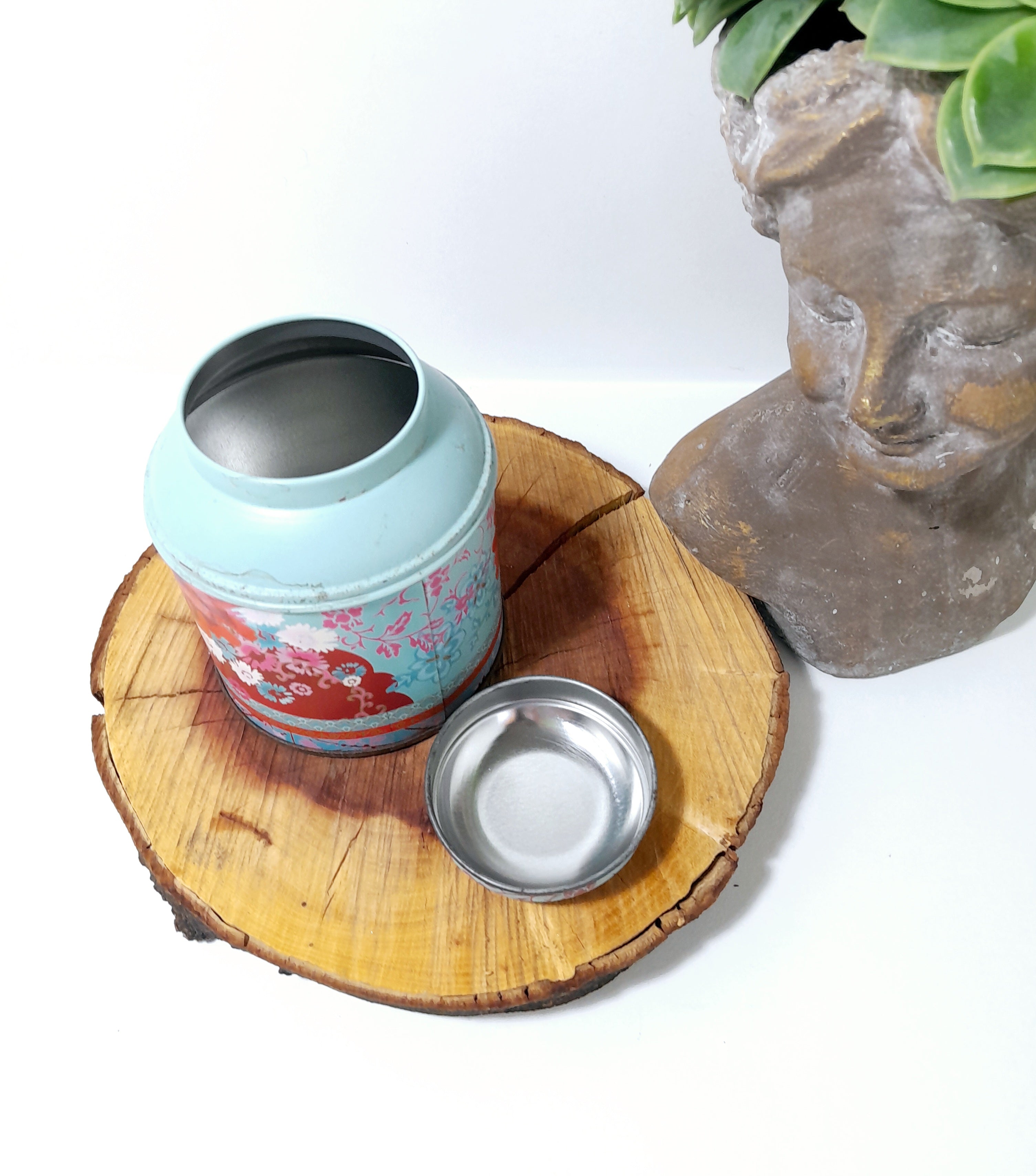 Vintage Woolworths Rooibos Tea Tin – Light Blue With Deep Pink