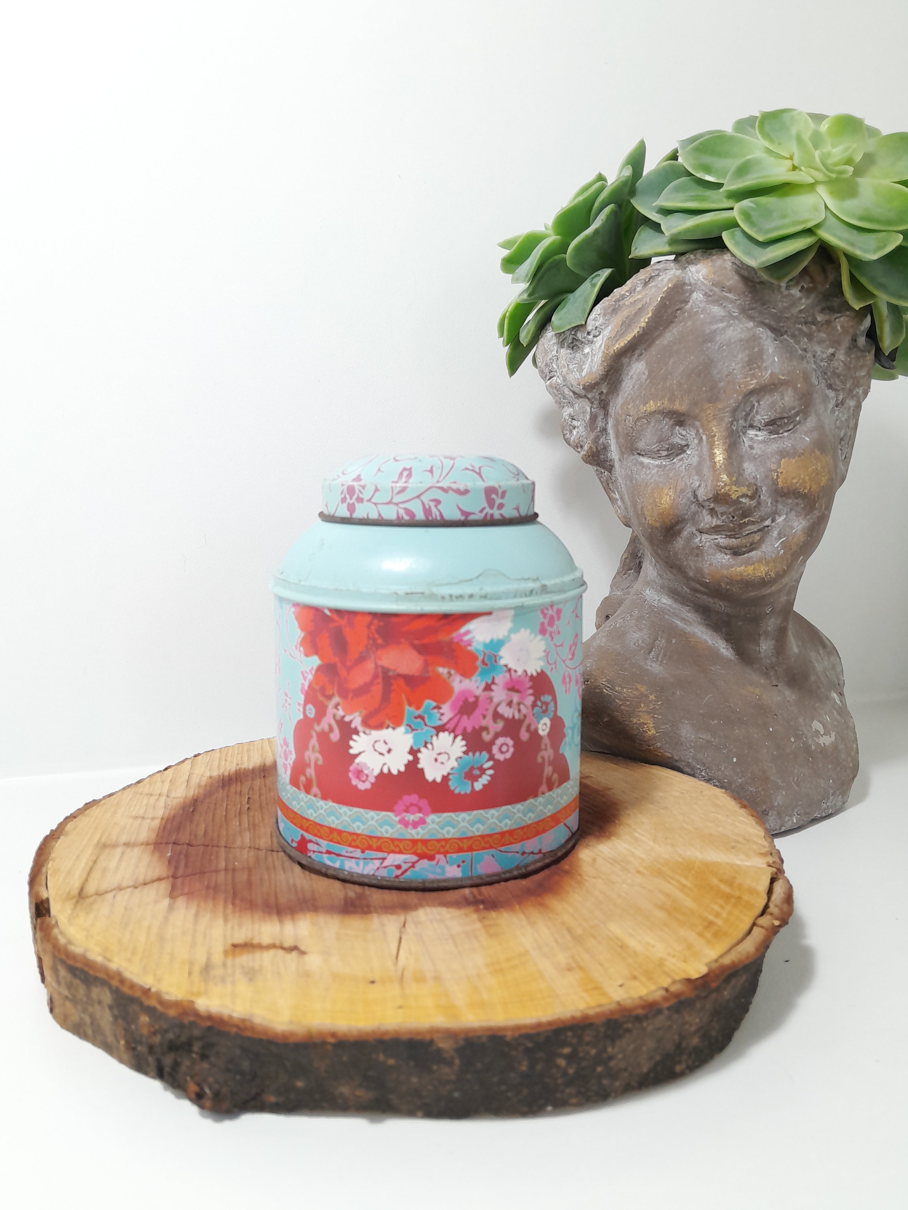 Vintage Woolworths Rooibos Tea Tin – Light Blue With Deep Pink