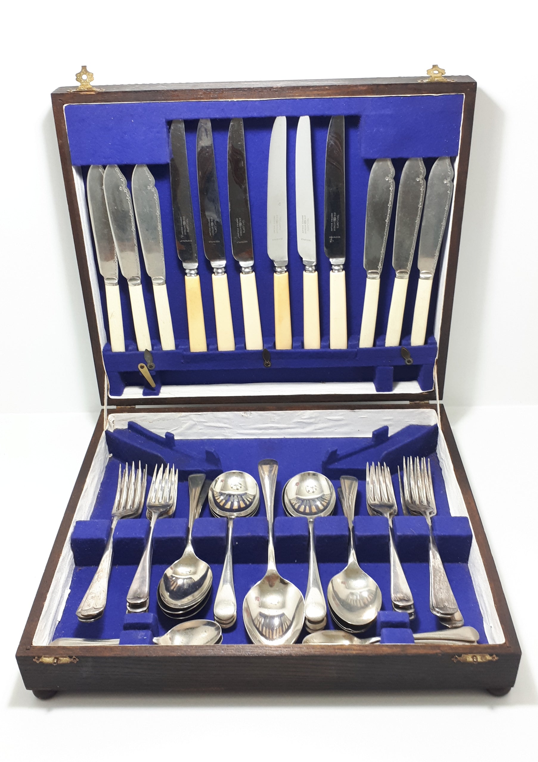 Vintage 44 Piece Quality Silver Plated Assembled Cutlery Set in Wooden Canteen – 6 Place Setting