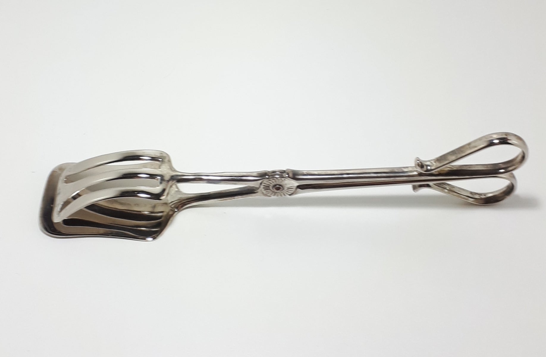 Vintage 1930-1940's Pair Of Silver Plated Pastry Or Salad Tongs