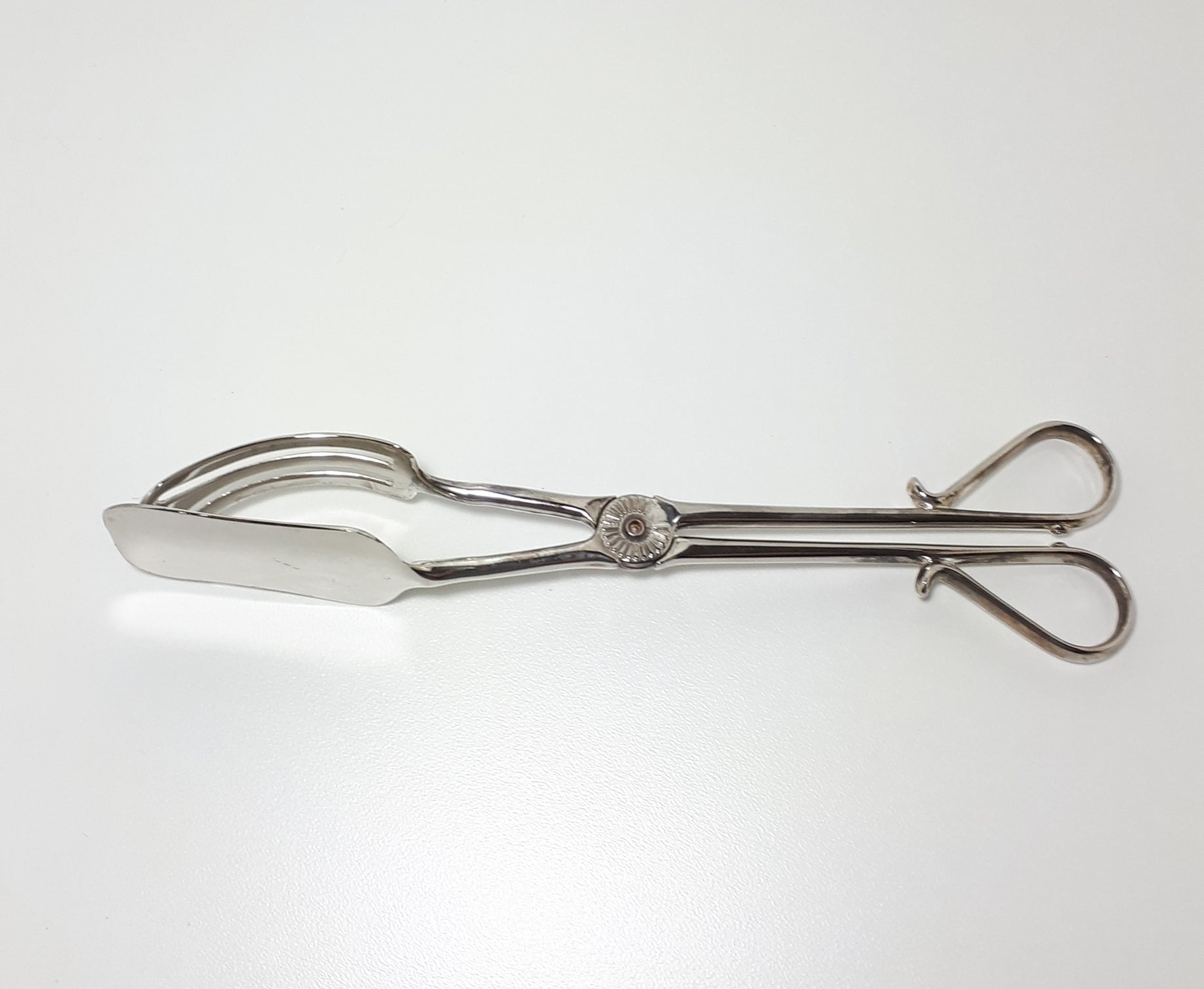 Vintage 1930-1940's Pair Of Silver Plated Pastry Or Salad Tongs