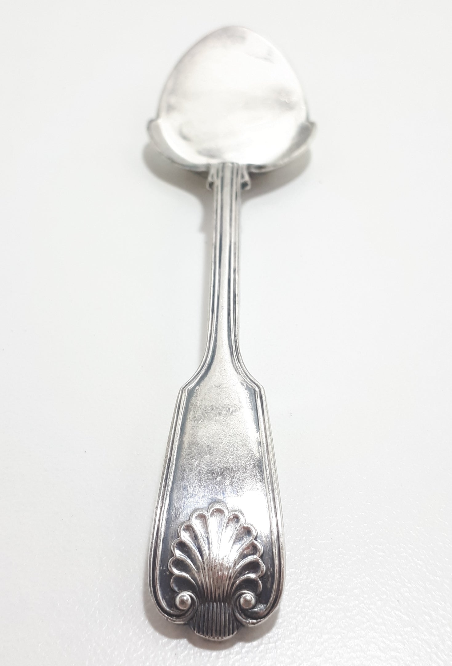 Antique (Late 1800's) Silver Plated William Hutton & Sons Jam Spoon (Fiddle & Shell Handle Design)