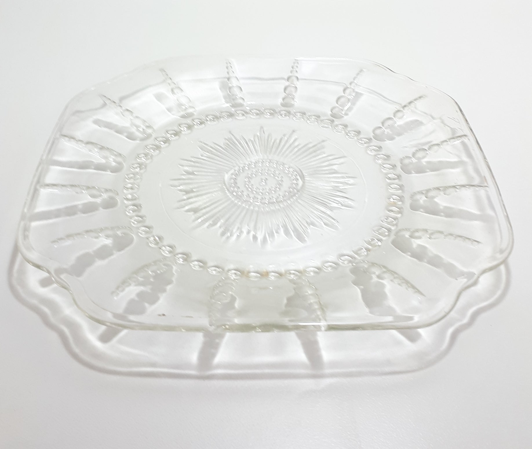 Transparent Vintage Squared Glass Biscuit Plate