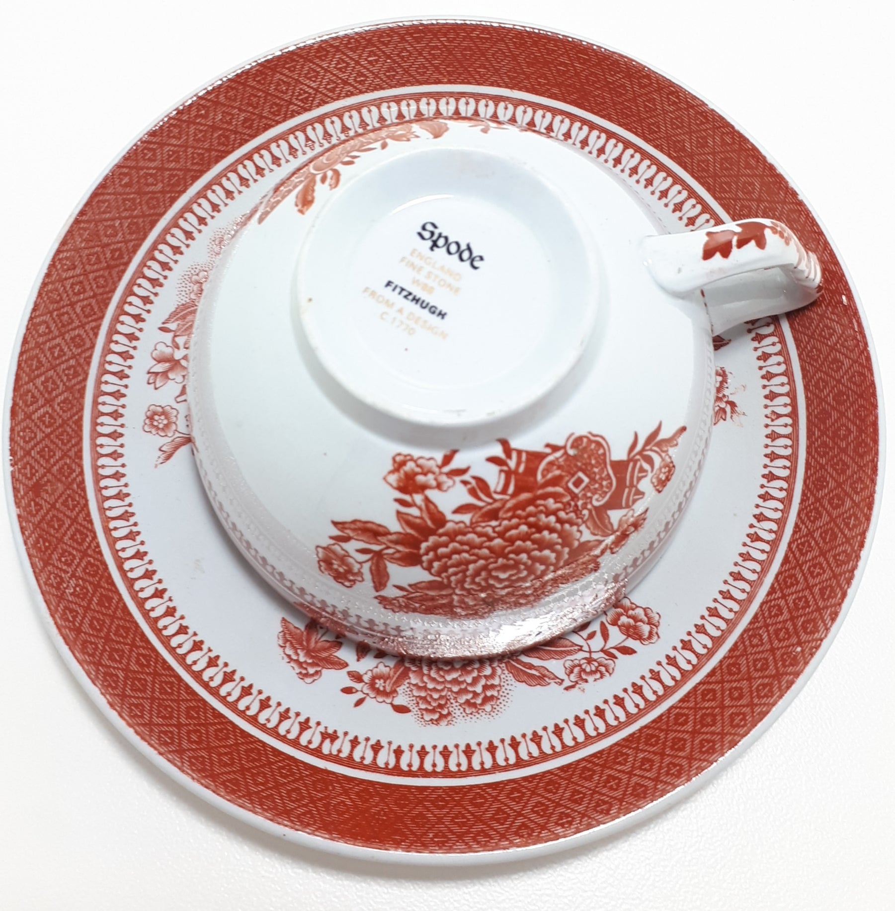 Spode Fine Stone Fitzhugh Red Patterned Tea Duo