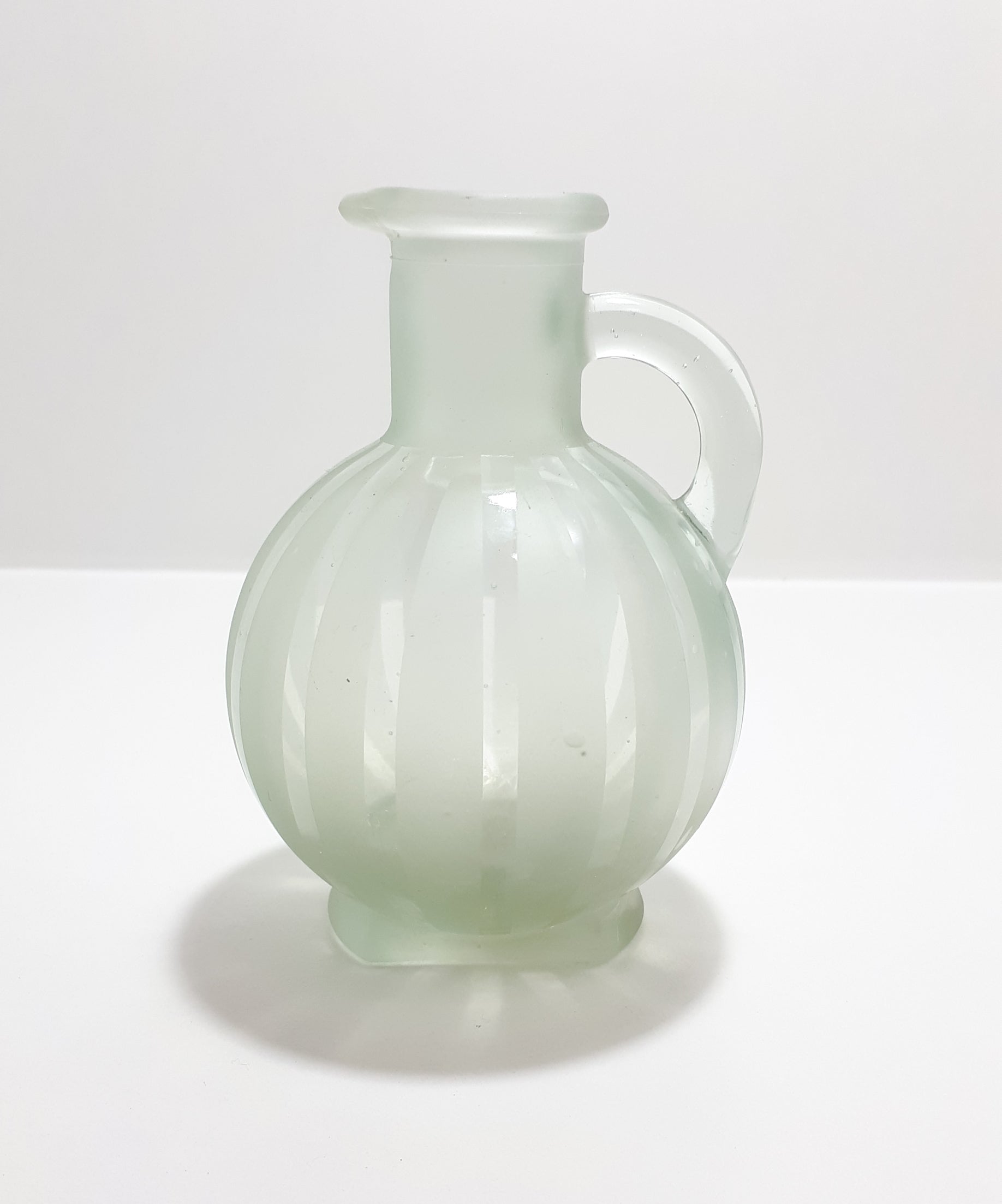 Small Glass Vinegar / Oil Decanter With Linear Frosted Glass Patterning
