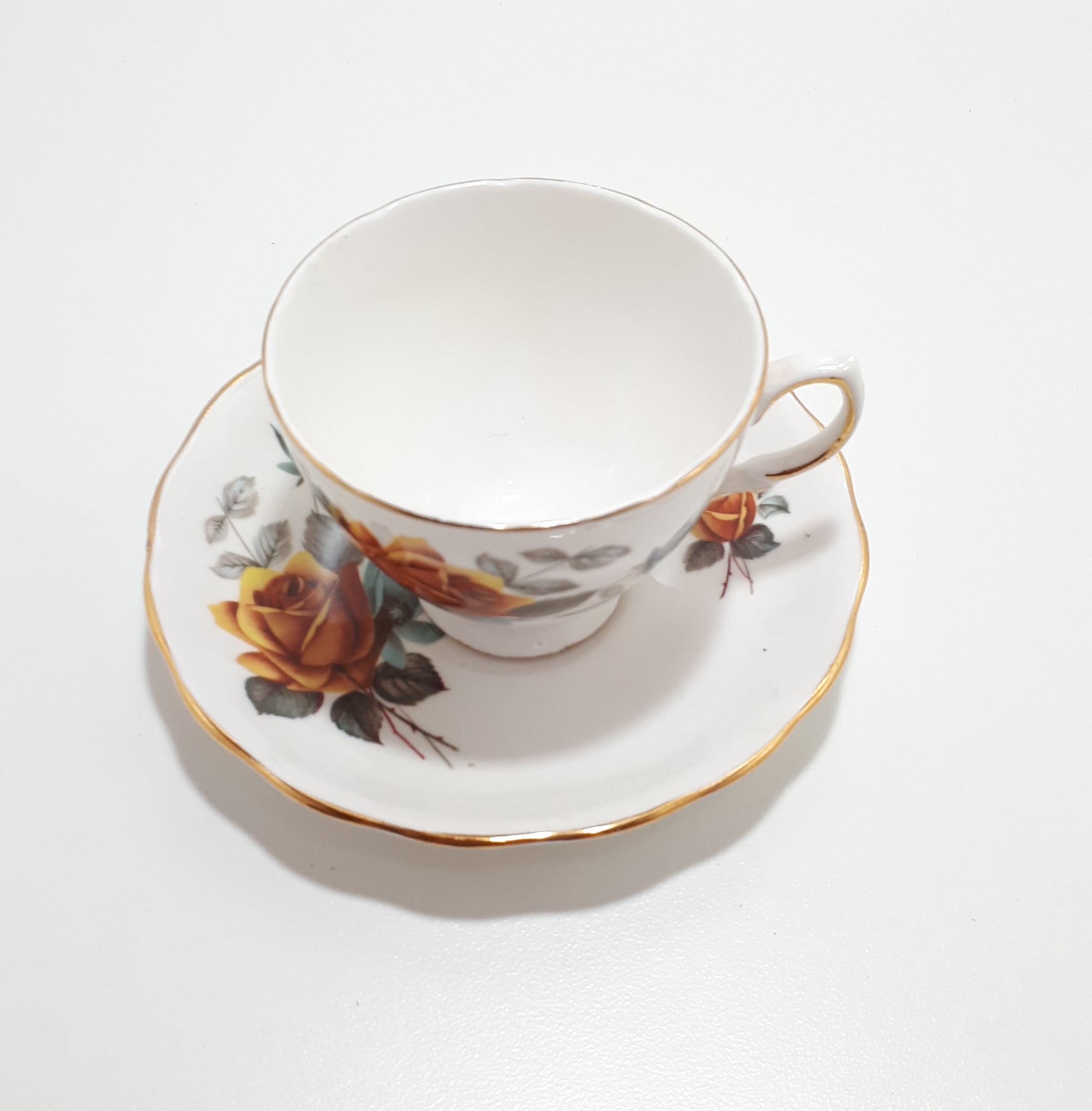 1940-1959 Royal Vale Fine Porcelain Tea Duo - Pattern 8215