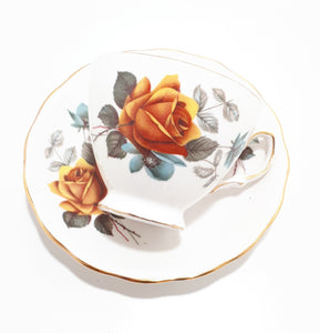 1940-1959 Royal Vale Fine Porcelain Tea Duo - Pattern 8215